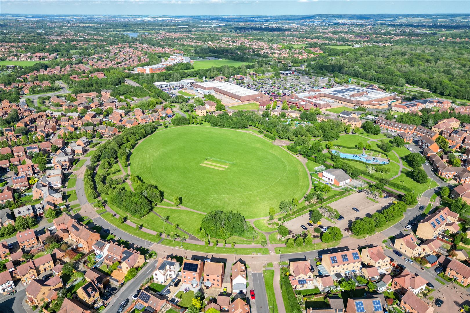 Exbury Lane, Westcroft, Milton Keynes, MK4 - Image 2