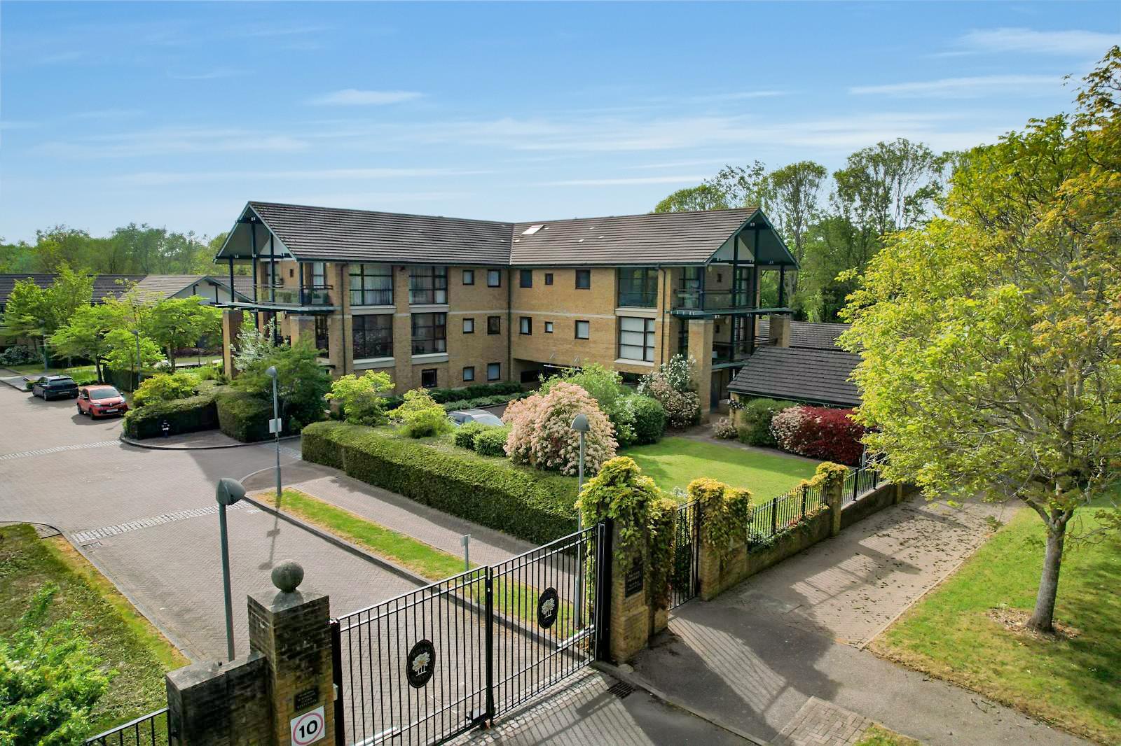 Woodward Place, Loughton Lodge, Milton Keynes, MK8
