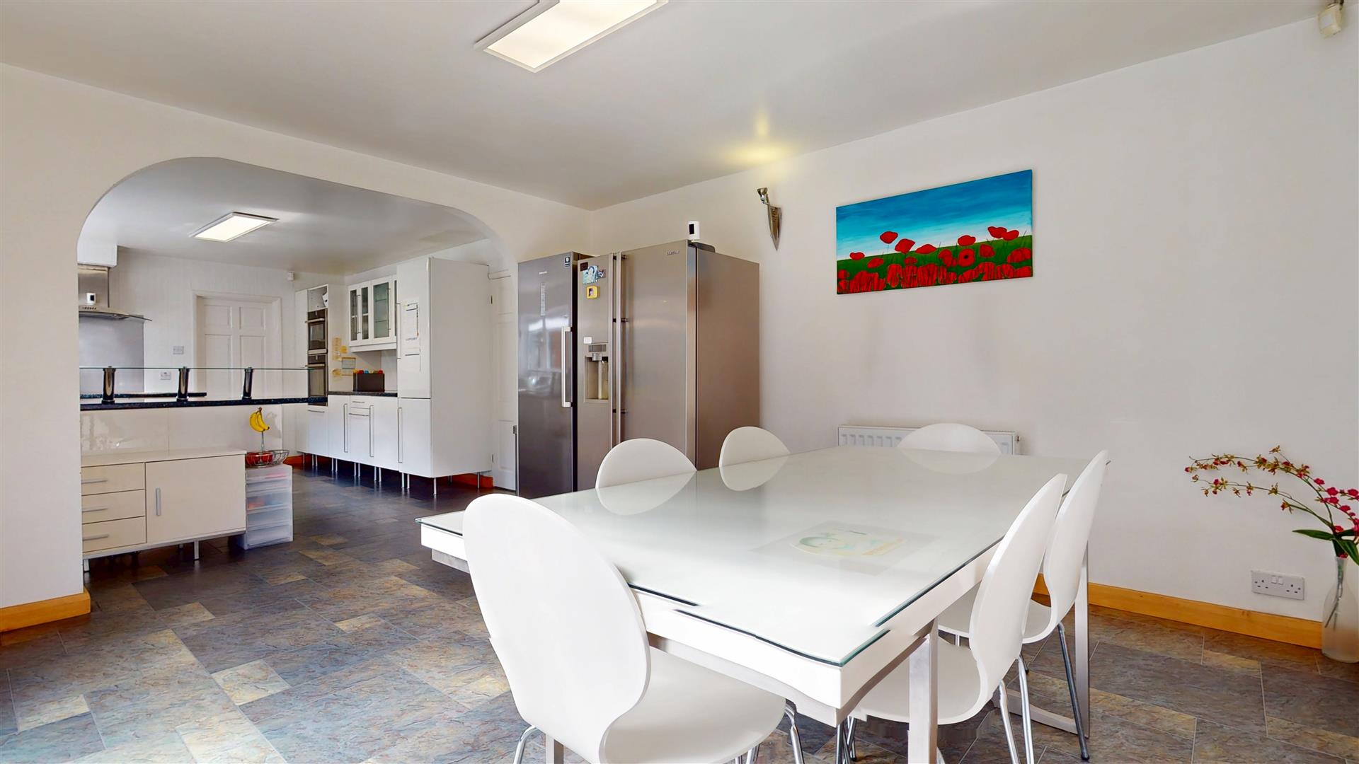 Colesbourne Drive, Downhead Park, Milton Keynes, MK15 - Image 5