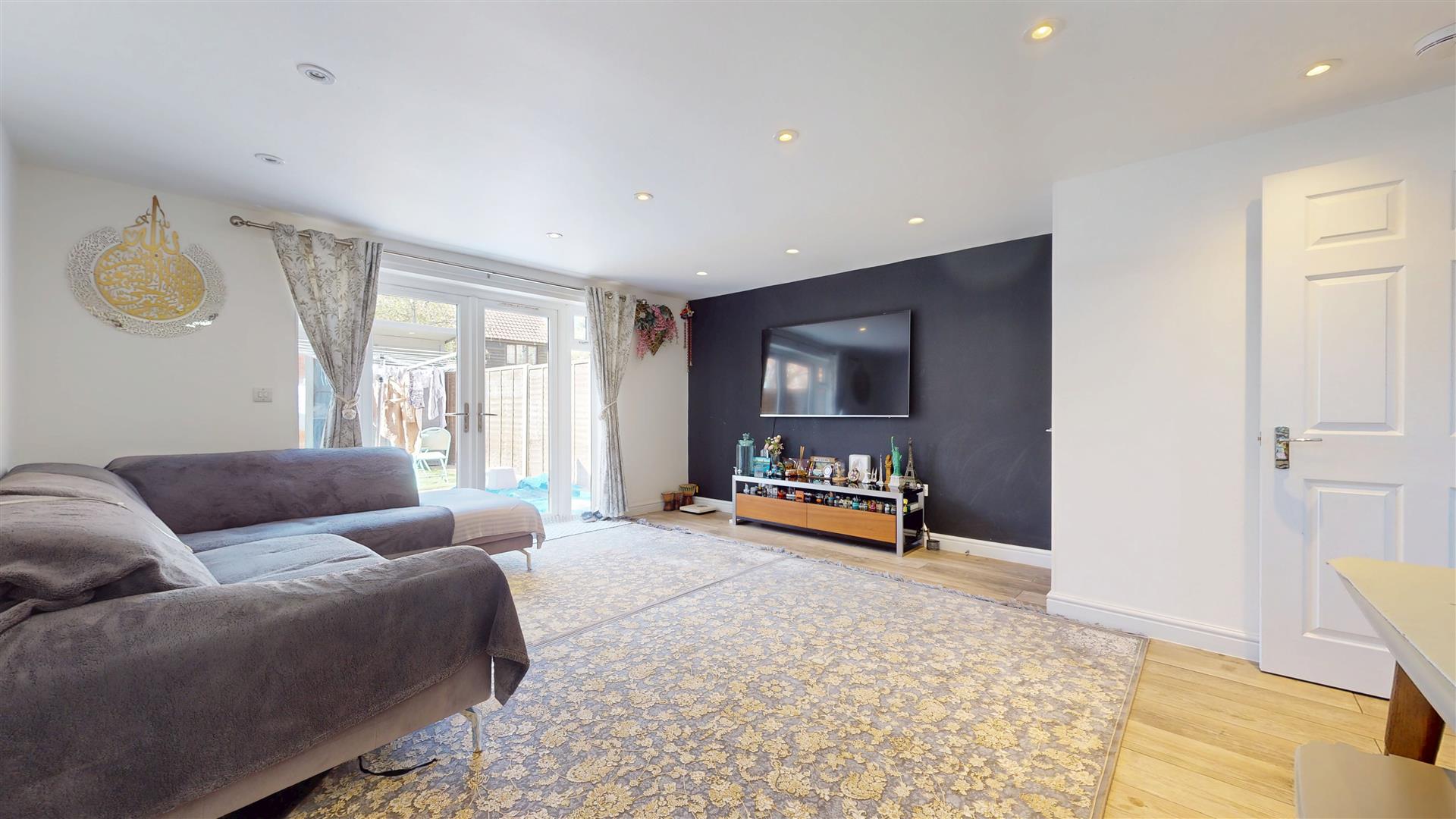 Deacon Place, Middleton, Milton Keynes, MK10 - Image 4