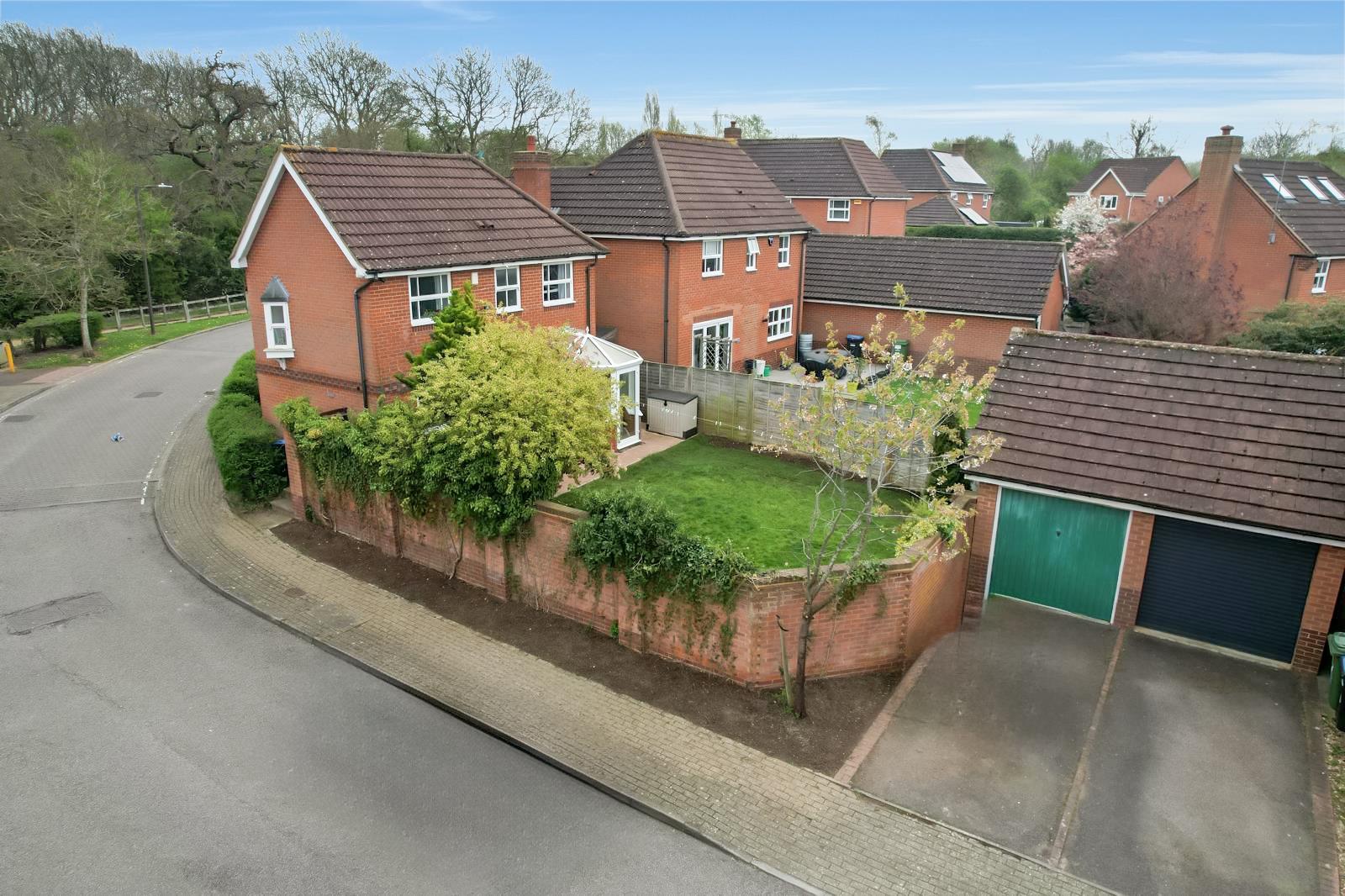 Hengistbury Lane, Tattenhoe, Milton Keynes, MK4