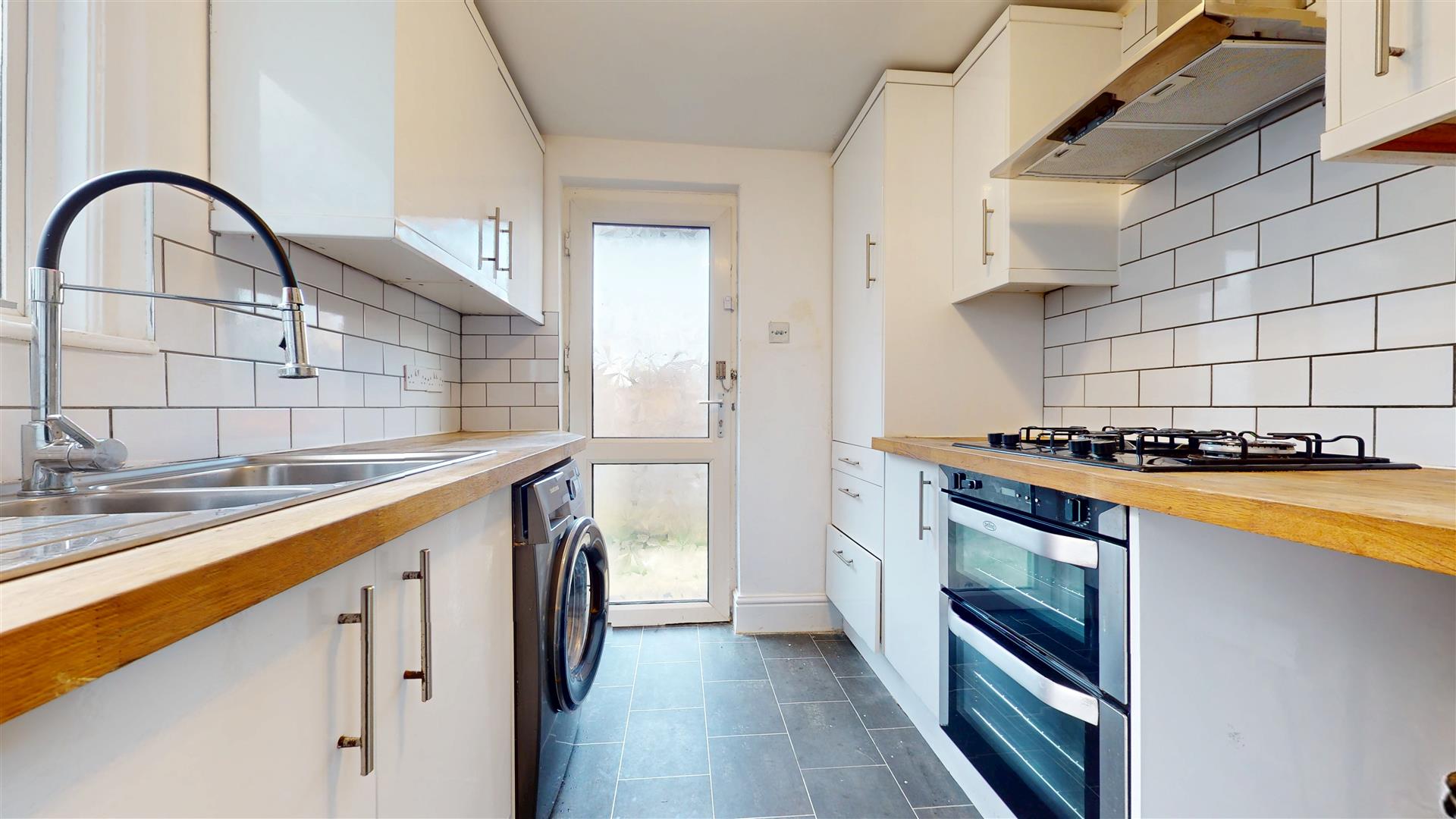 Vicarage Road., Bradwell, Milton Keynes, MK13 - Image 5