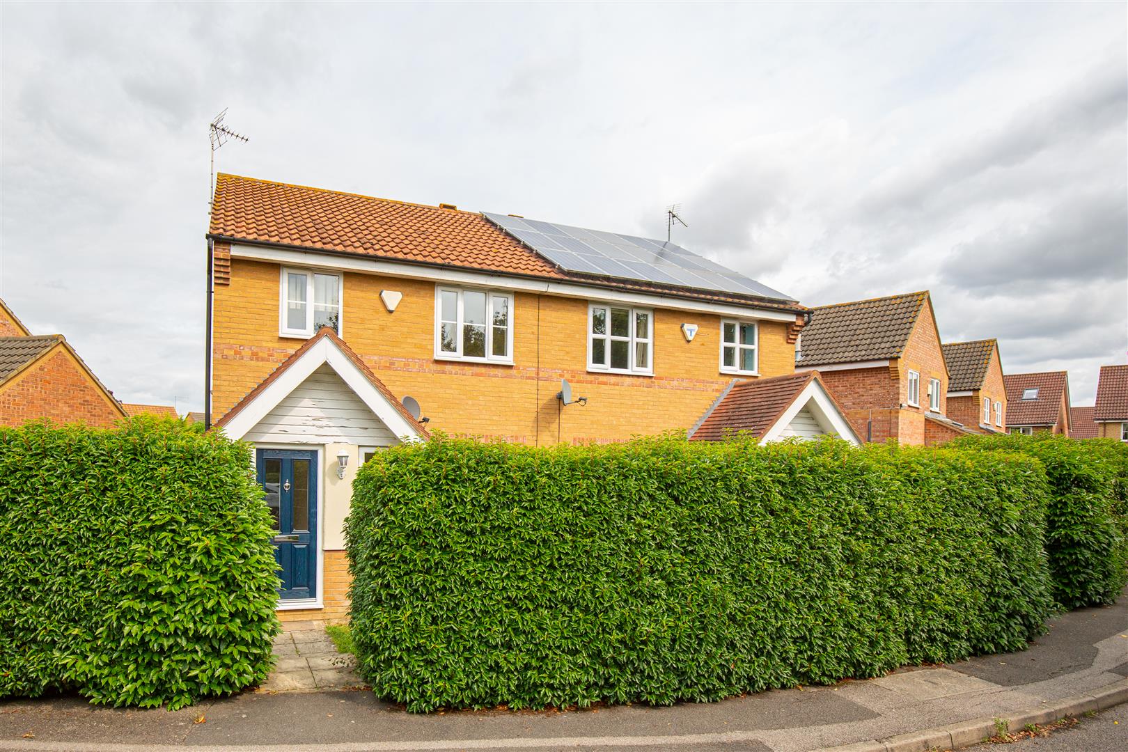 Stanbrook Place, Monkston, Milton Keynes, MK10