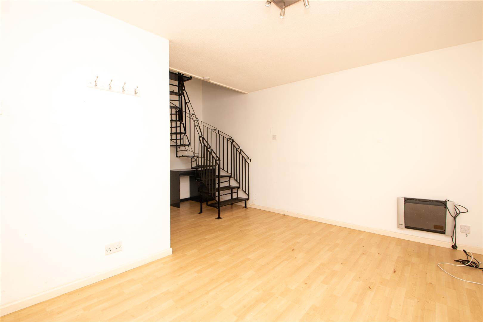 Medhurst, Two Mile Ash, Milton Keynes, MK8 - Image 6