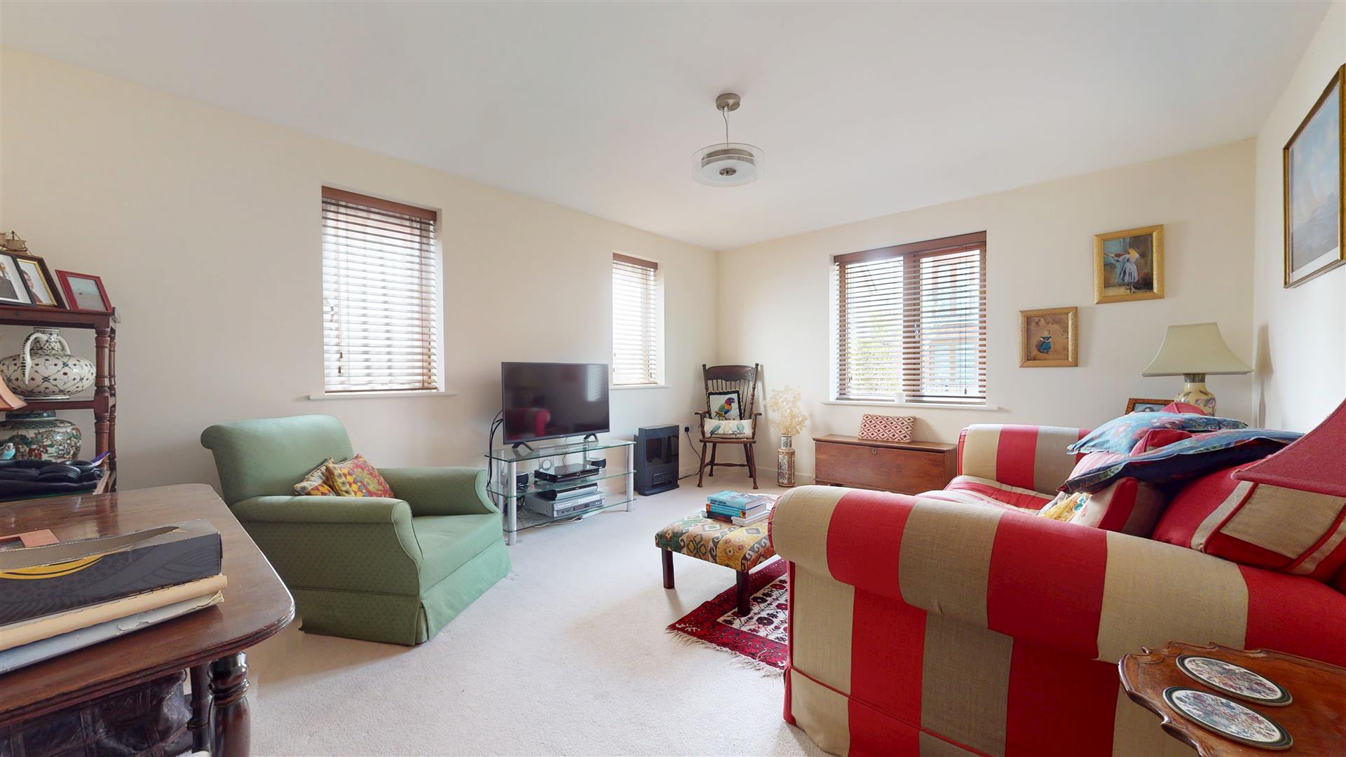 Poppy Avenue, Broughton, Milton Keynes, MK10 - Image 3