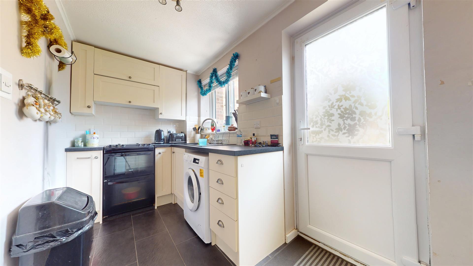 Primatt Crescent, Milton Keynes, MK5 - Image 5