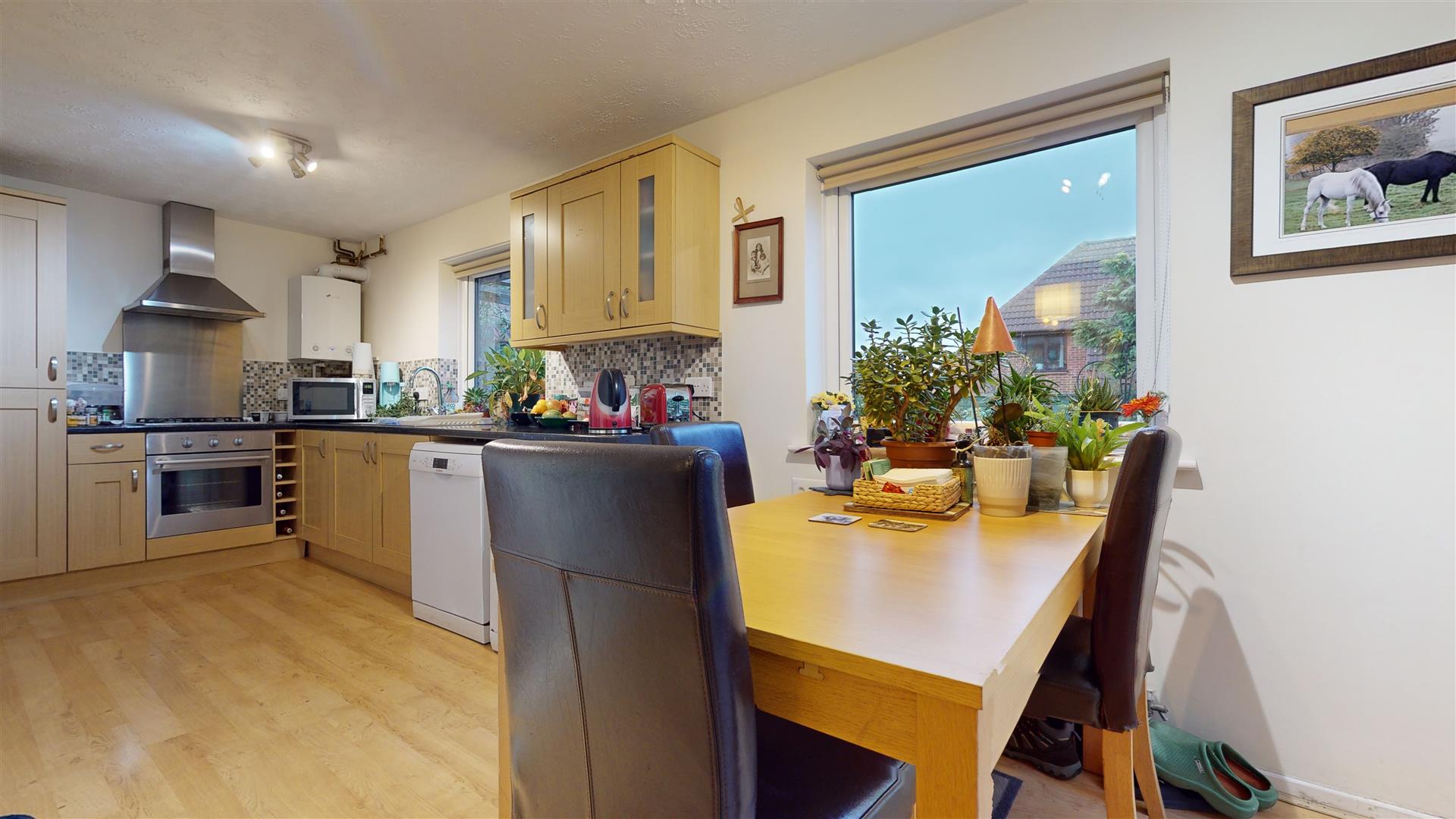 Bernay Gardens, Bolbeck Park, Milton Keynes, MK15 - Image 2