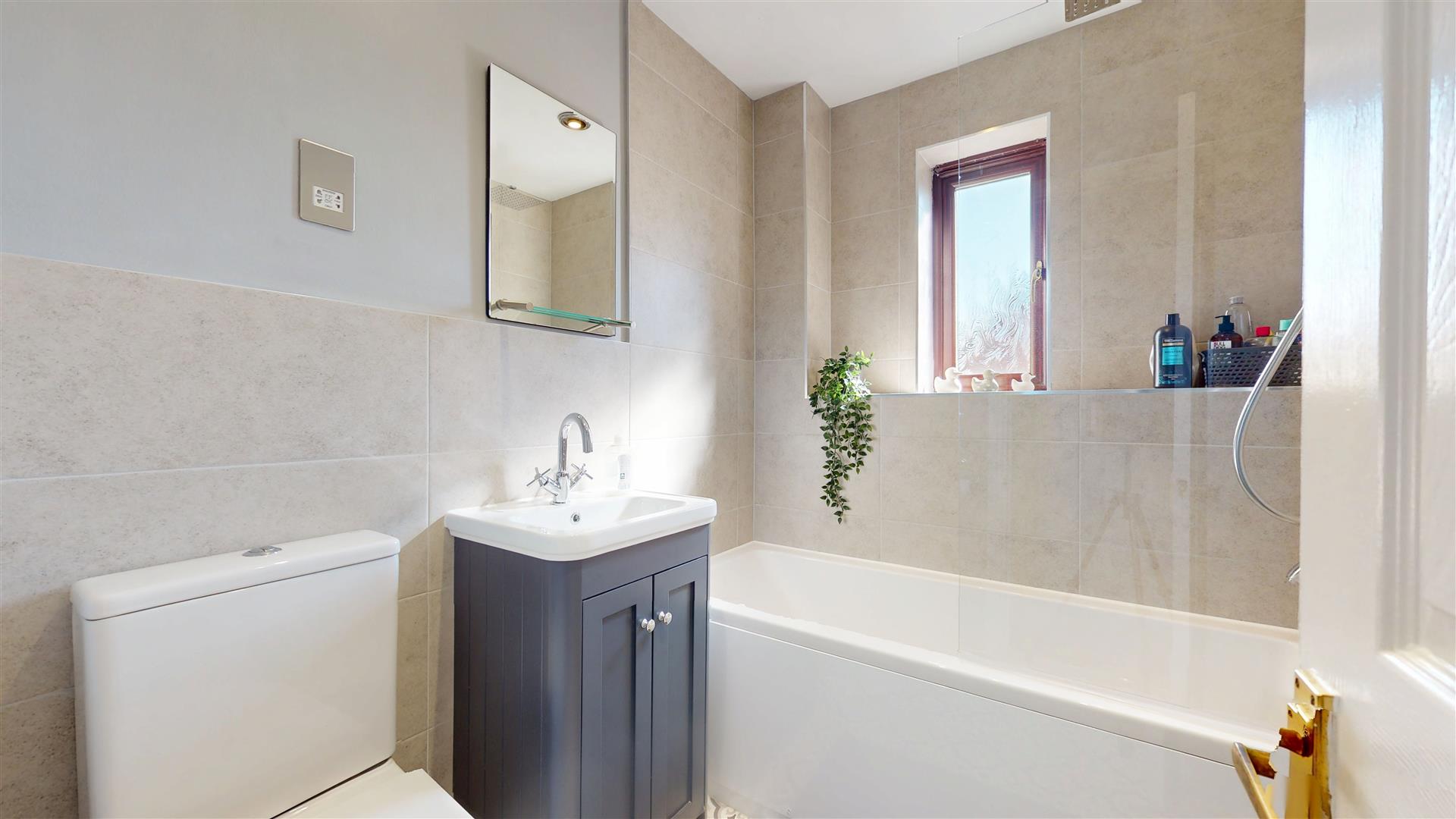 Coggeshall Grove, Wavendon Gate, Milton Keynes, MK7 - Image 9