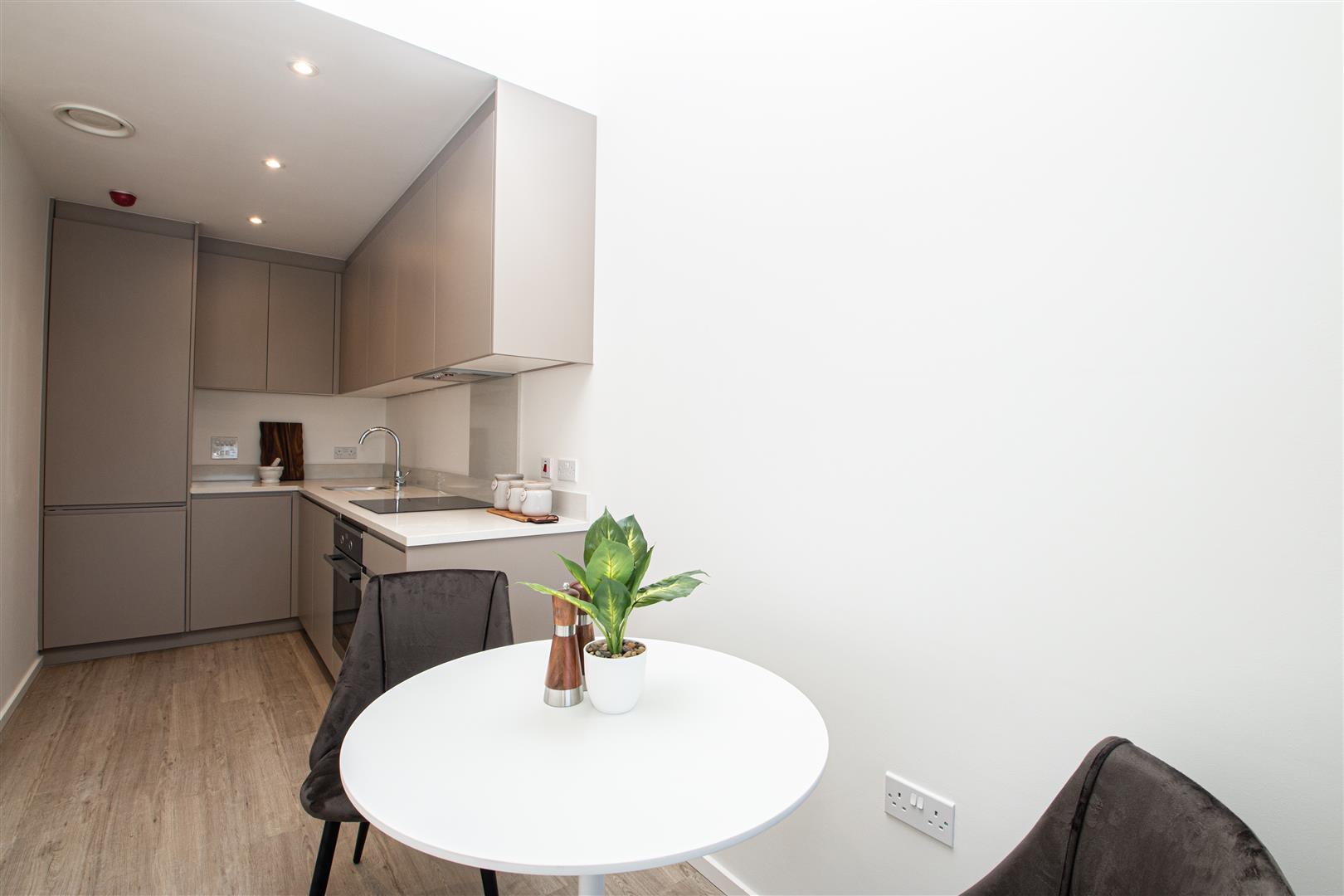 500 Elder Gate, Milton Keynes, MK9 - Image 9