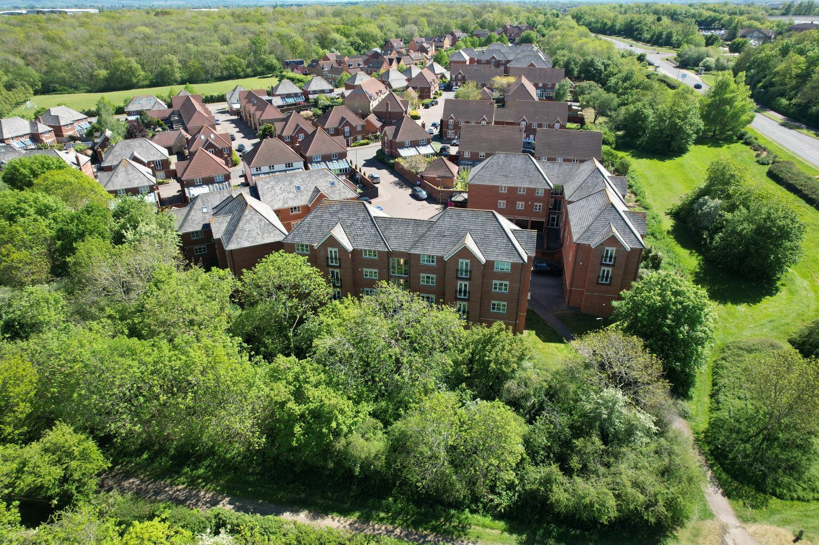 Darwin Close, Medbourne, Milton Keynes, MK5 - Image 2