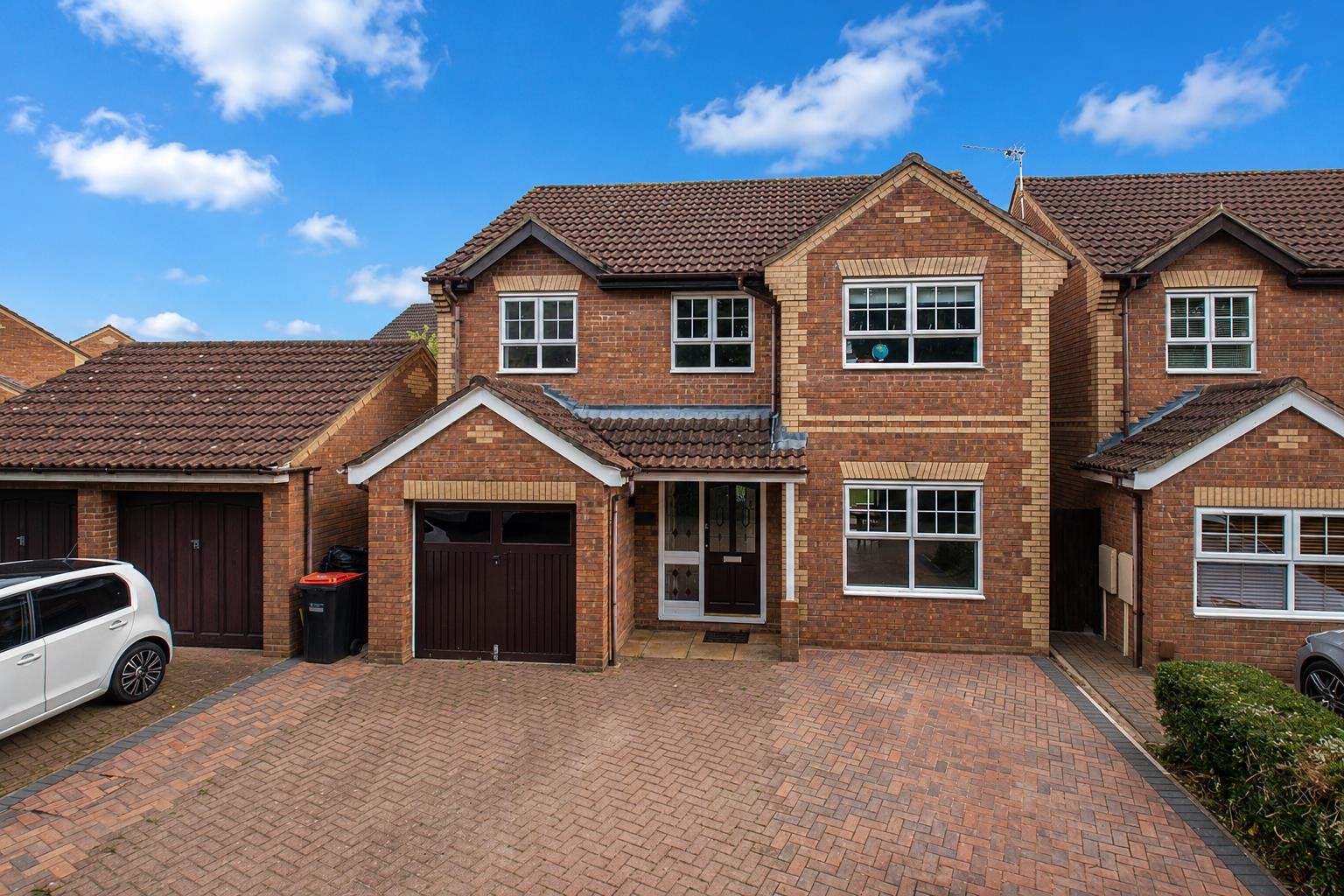 Coldeaton Lane, Emerson Valley, Milton Keynes, MK4