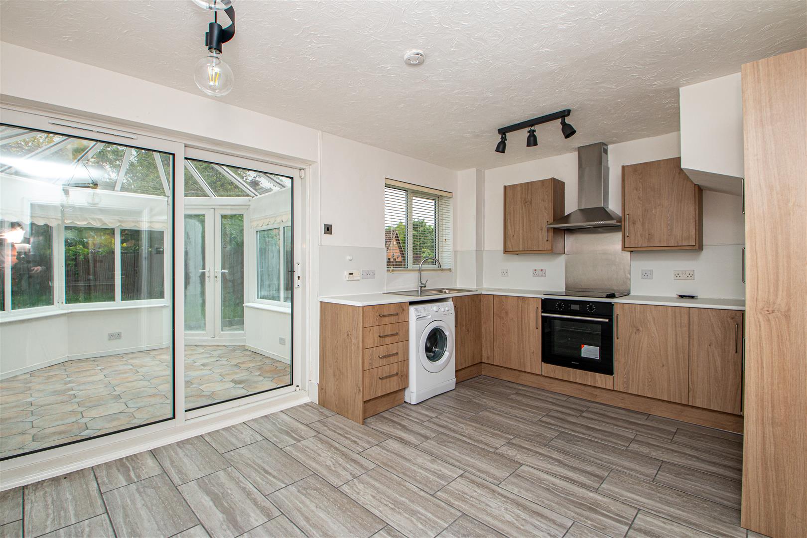 Chipping Vale, Emerson Valley, Milton Keynes, MK4 - Image 7