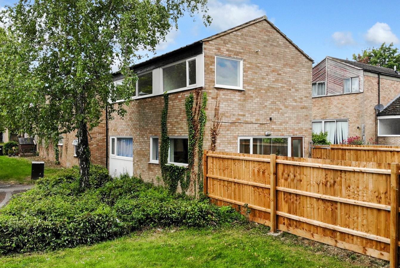 Buckingham Gate, Eaglestone, Milton Keynes, MK6 - Image 1