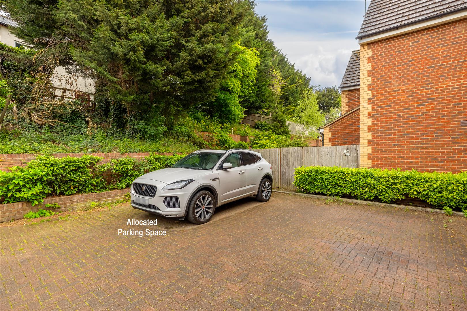 Walden Croft, Simpson, Milton Keynes, MK6 - Image 4