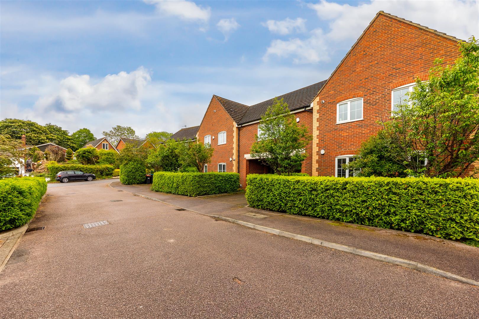 Walden Croft, Simpson, Milton Keynes, MK6 - Image 7