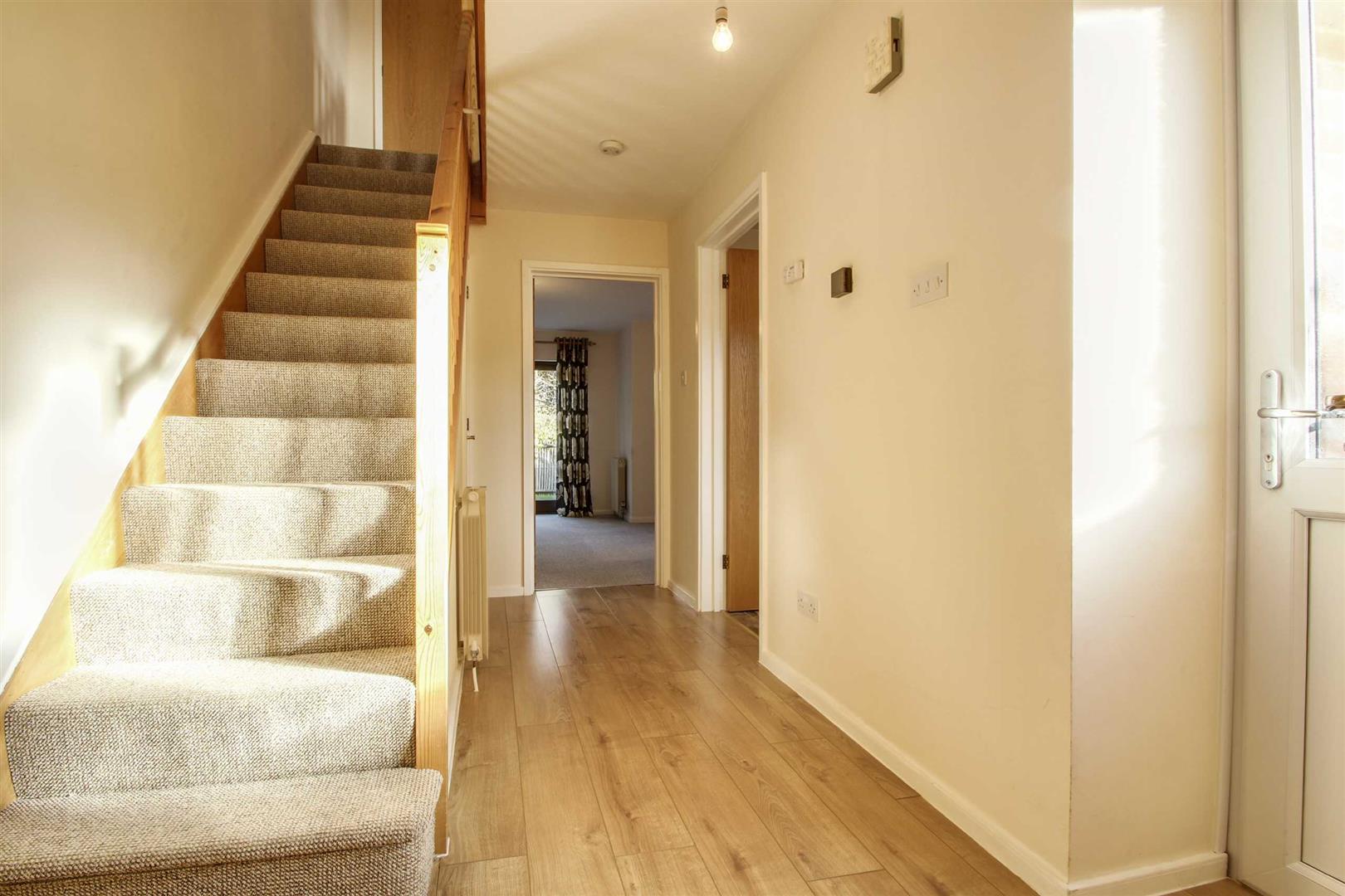 Lenborough Court, Woolstone, Milton Keynes, MK15 - Image 5