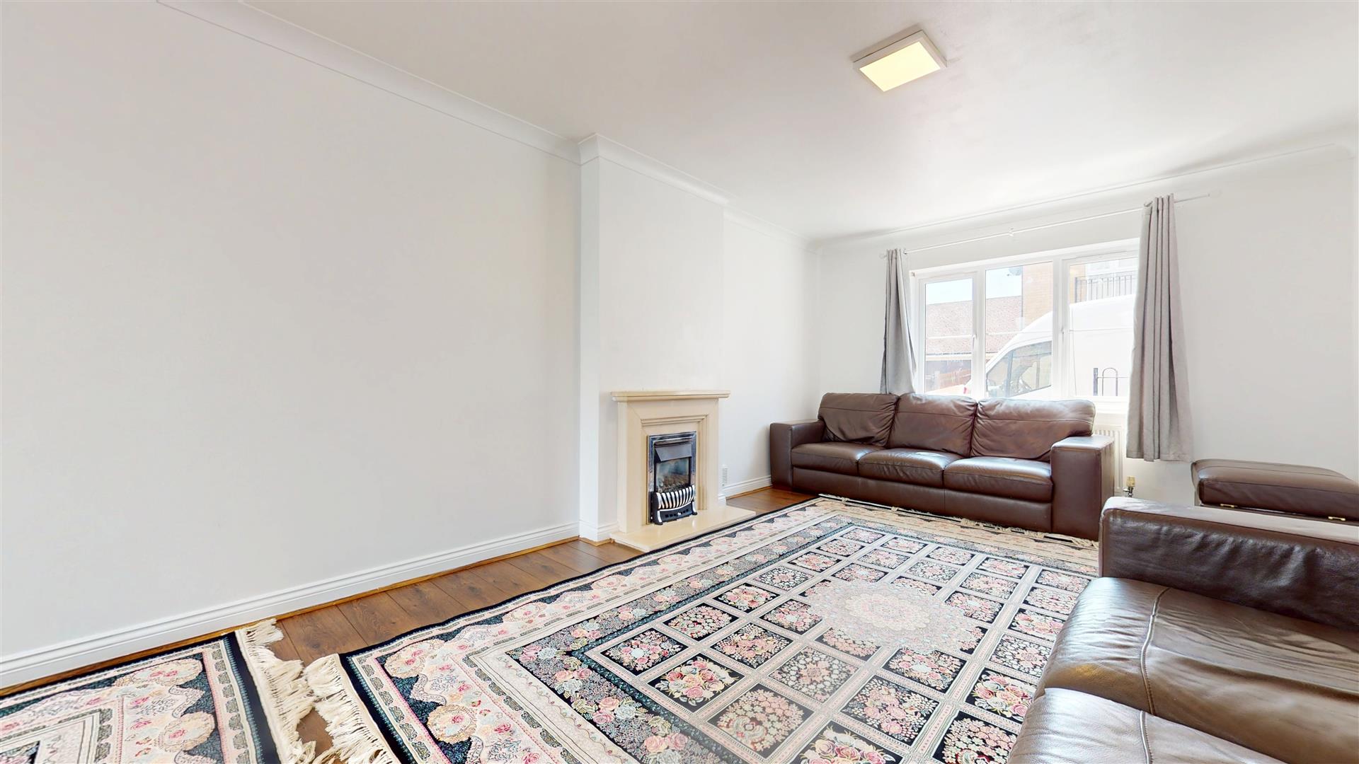 Darwin Close, Medbourne, Milton Keynes, MK5 - Image 4