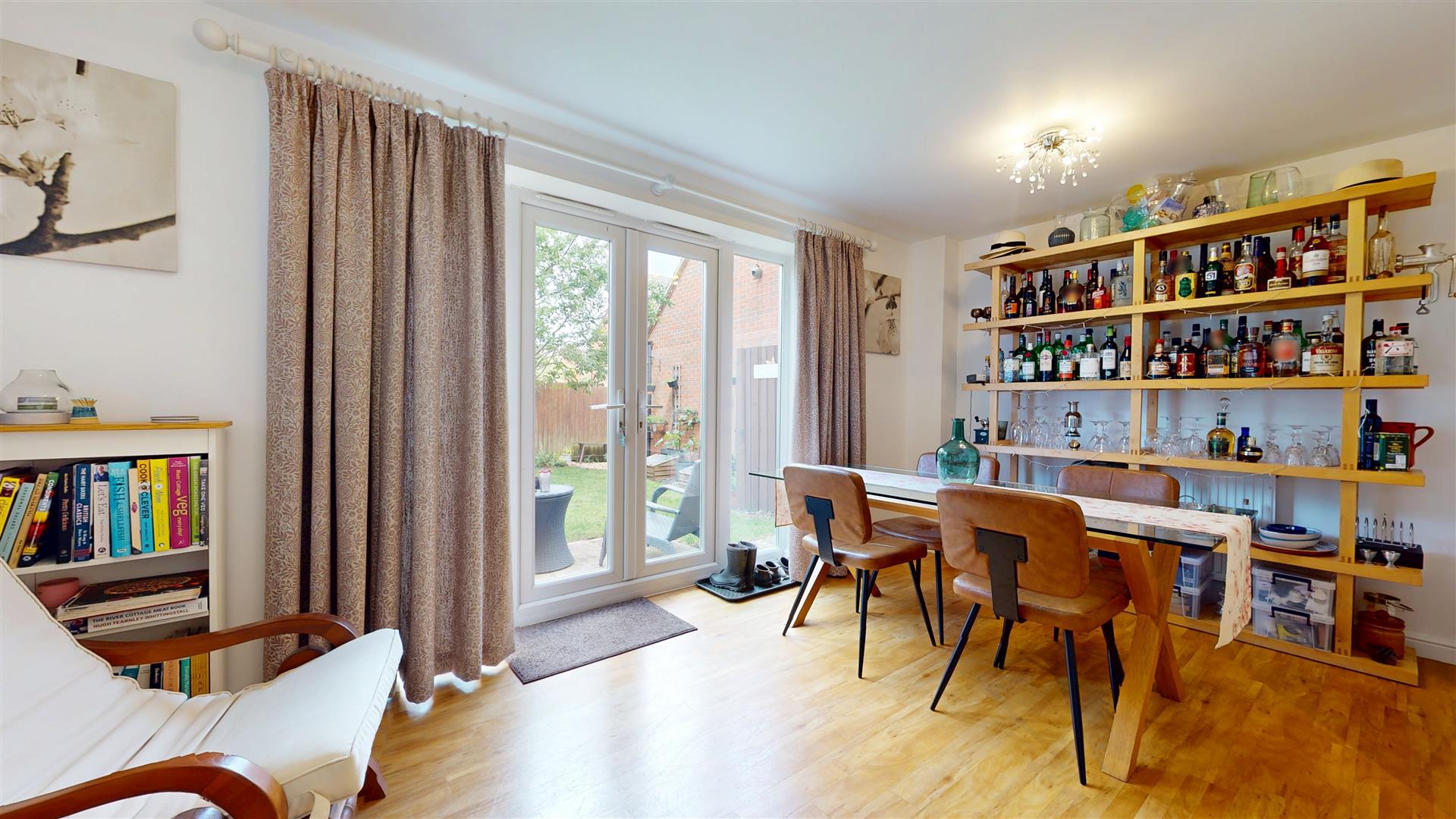 Gloucester Gate, Broughton, Milton Keynes, MK10 - Image 8