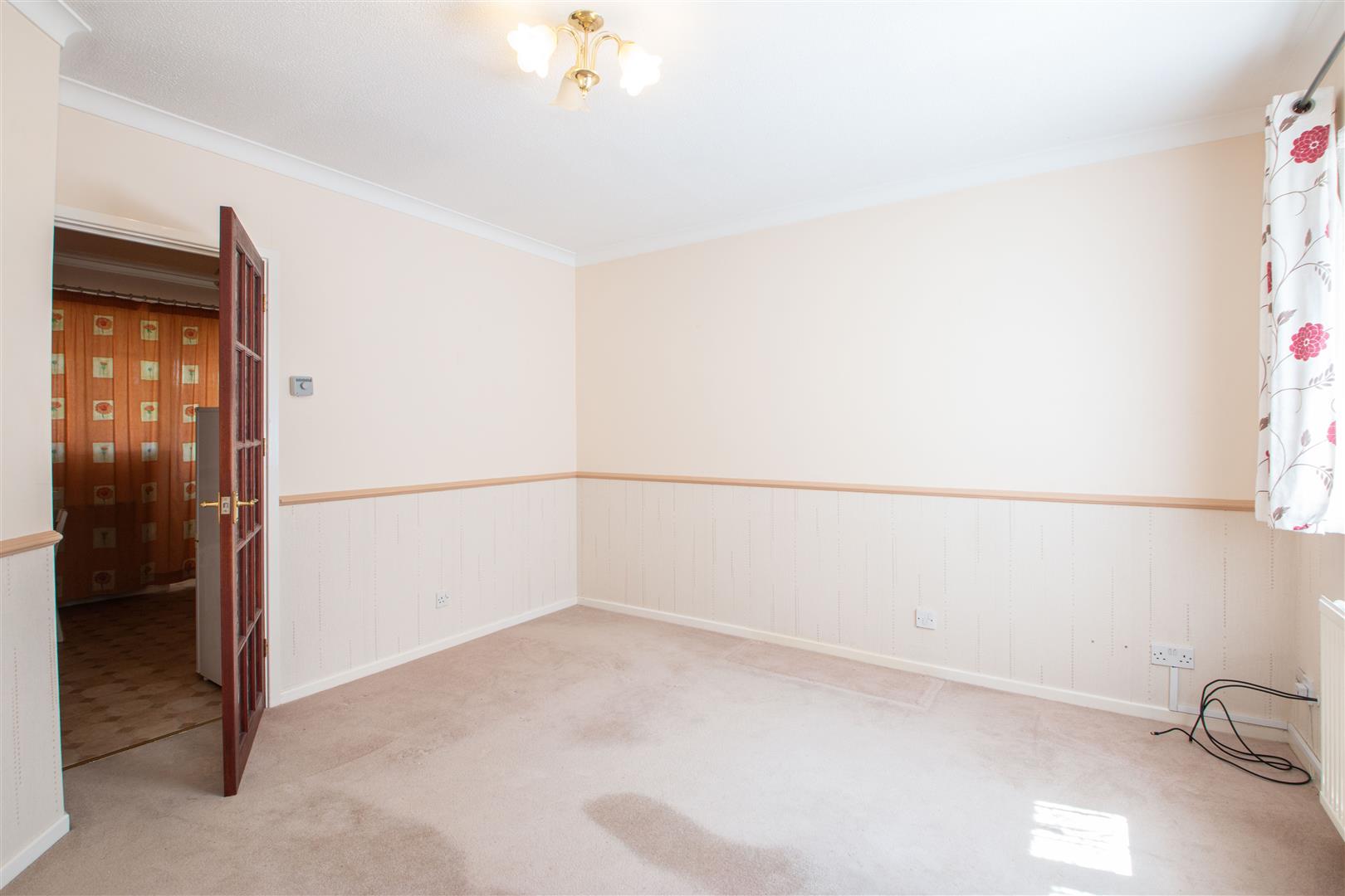 Lynmouth Crescent, Furzton, Milton Keynes, MK4 - Image 6