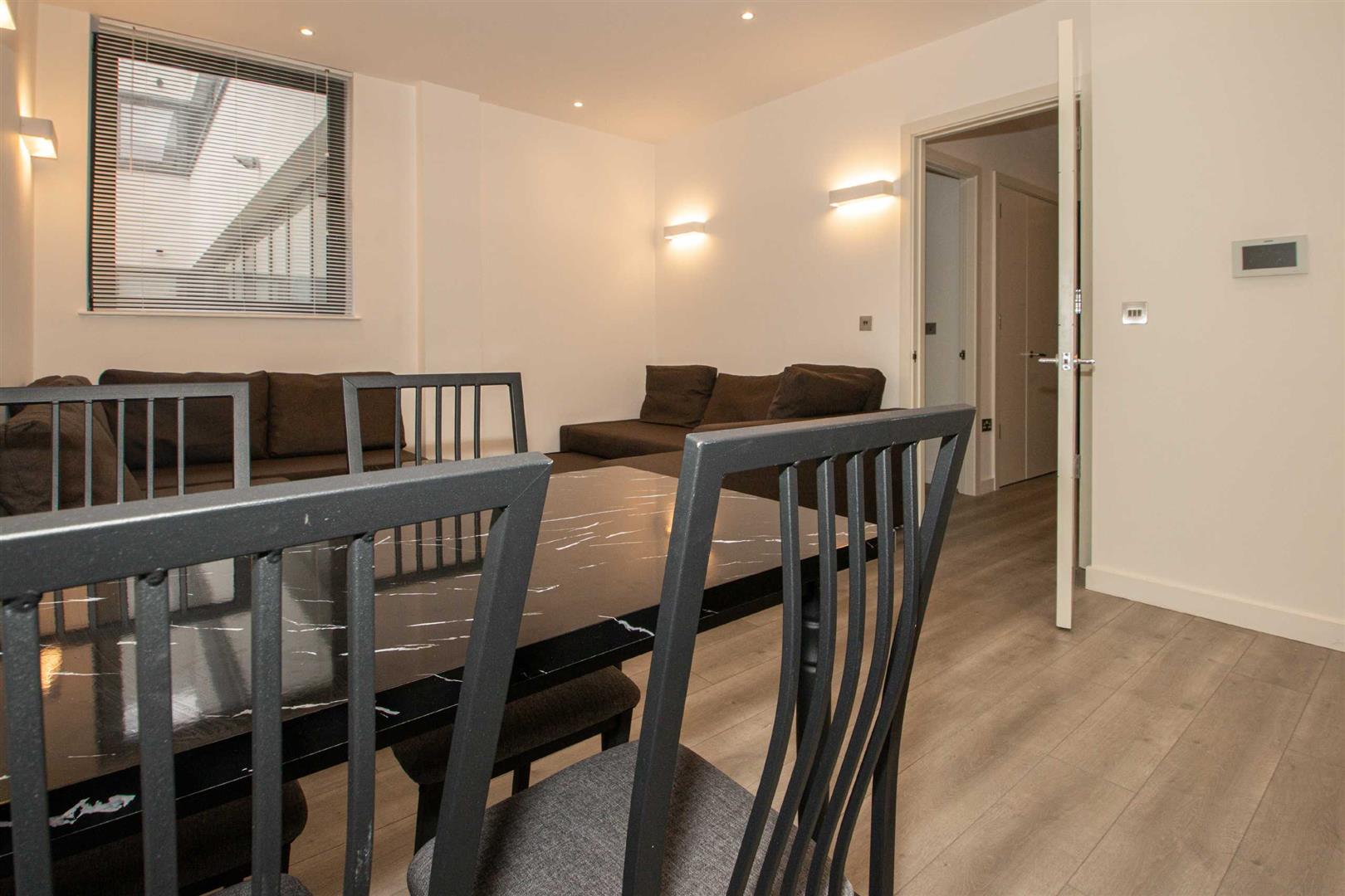 2 Foxhunter Drive, Linford Wood, Milton Keynes, MK14 - Image 7