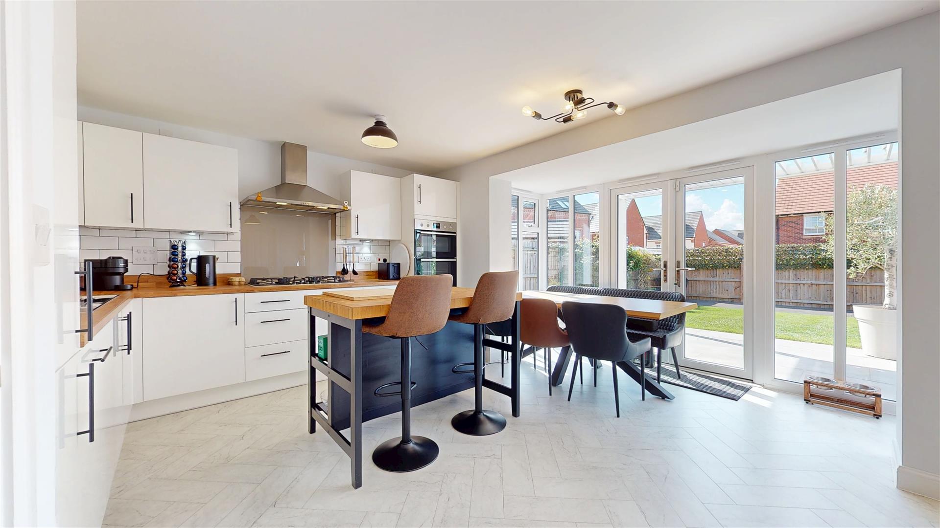 Maia Way, Fairfields, Milton Keynes, MK11 - Image 3