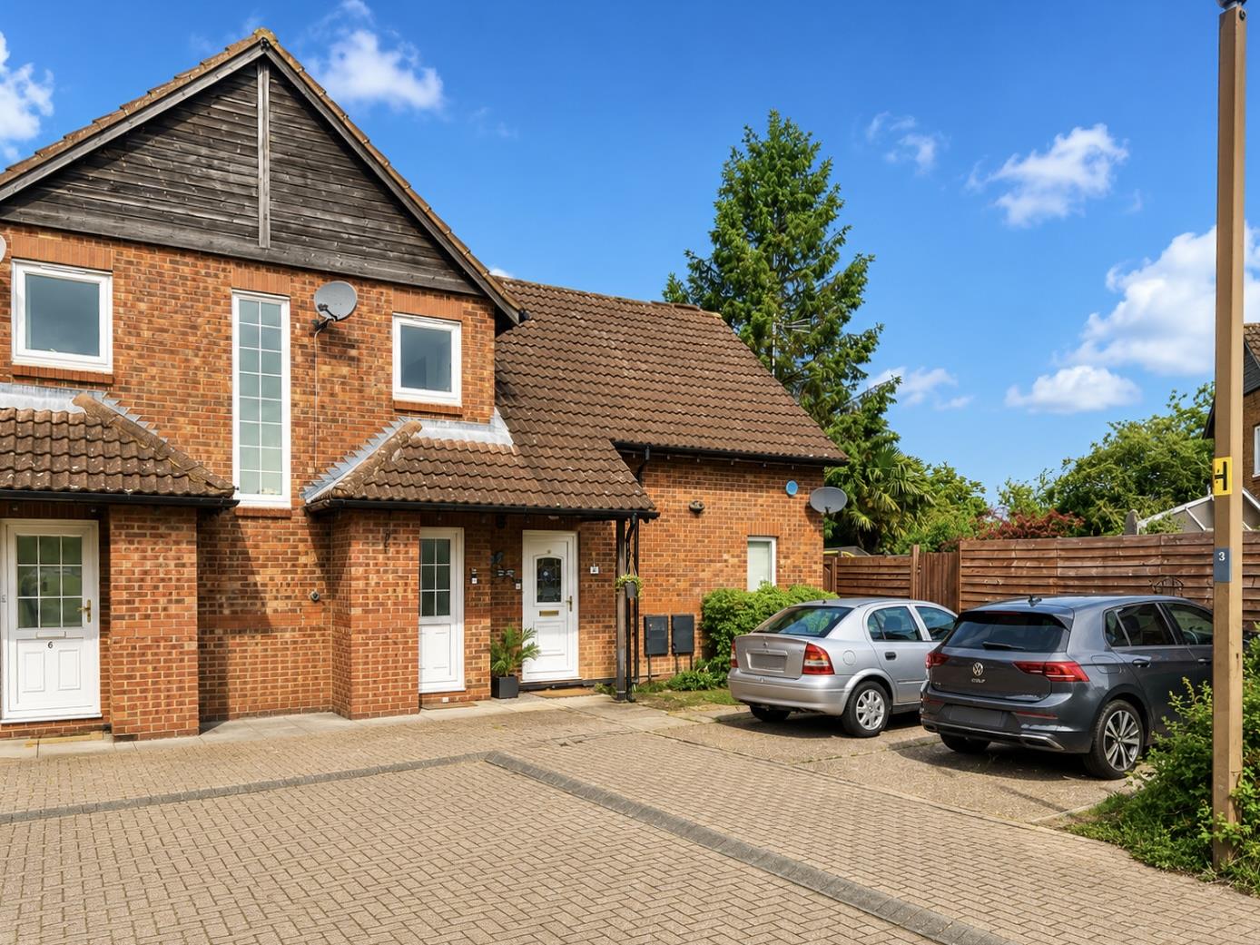 Caraway Close, Walnut Tree, Milton Keynes, MK7
