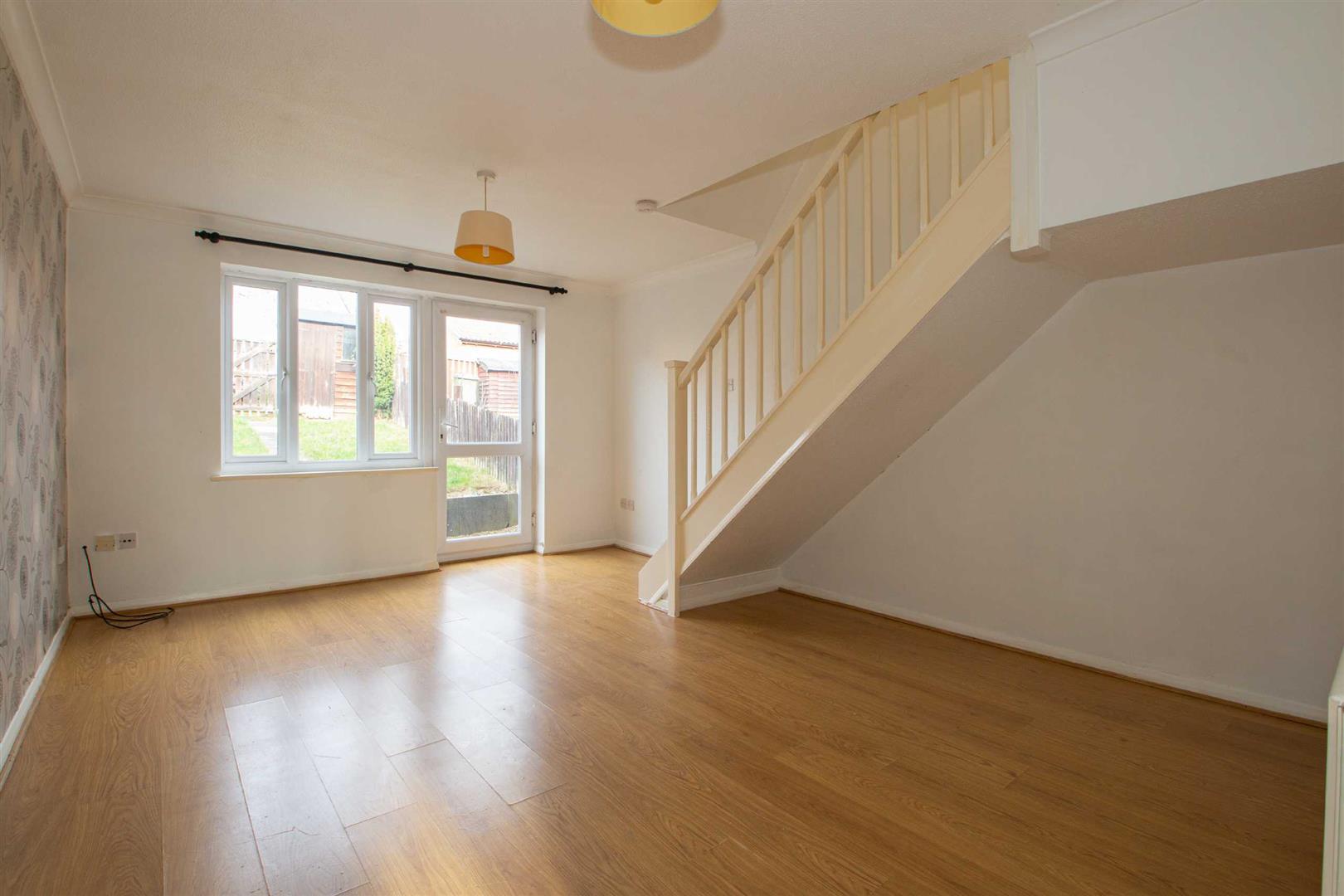 Hexham Gardens, Bletchley, Milton Keynes, MK3 - Image 3