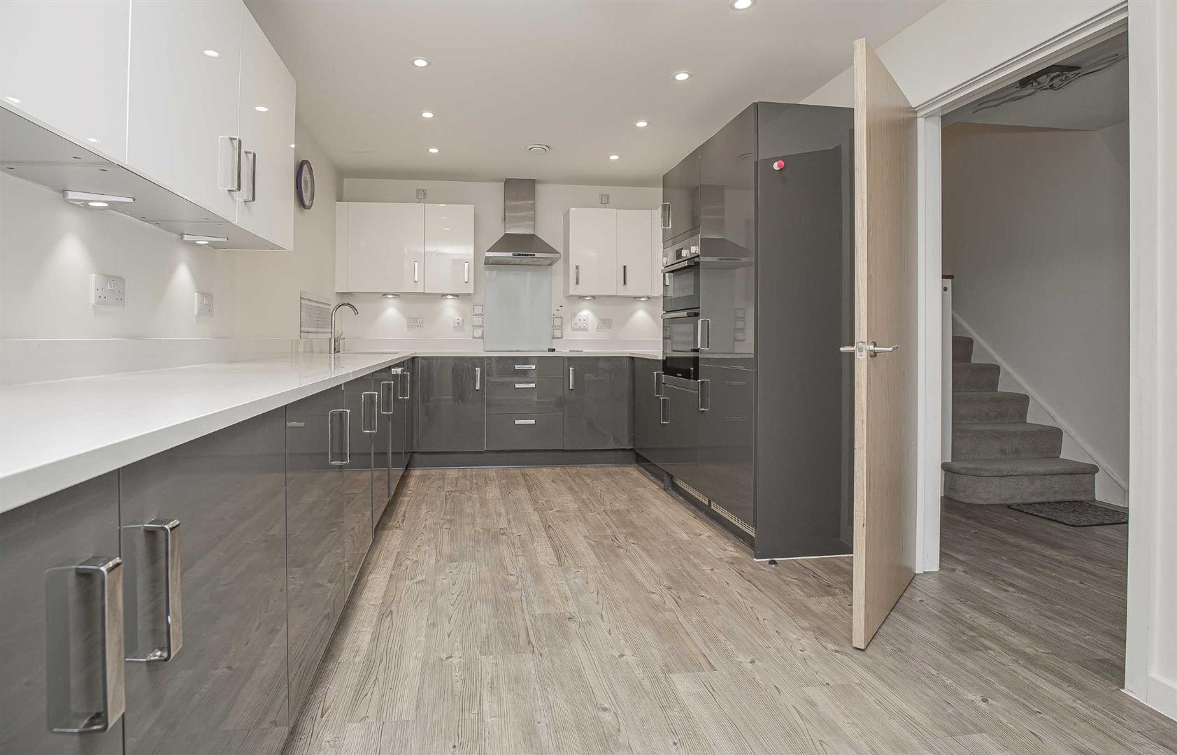 Poulter Croft, Middleton, Milton Keynes, MK10 - Image 2