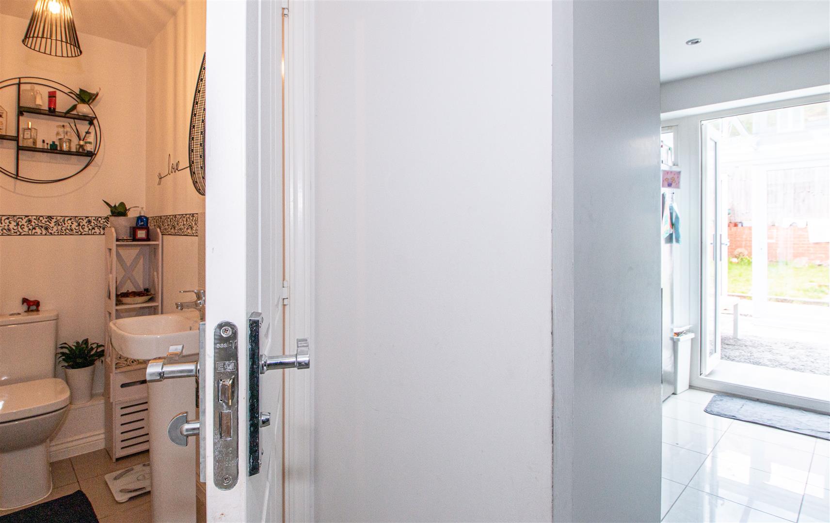 Bonaire Grange, Newton Leys, Milton Keynes, MK3 - Image 7