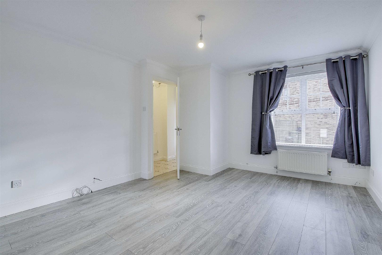 Marshaw Place, Emerson Valley, Milton Keynes, MK4 - Image 10