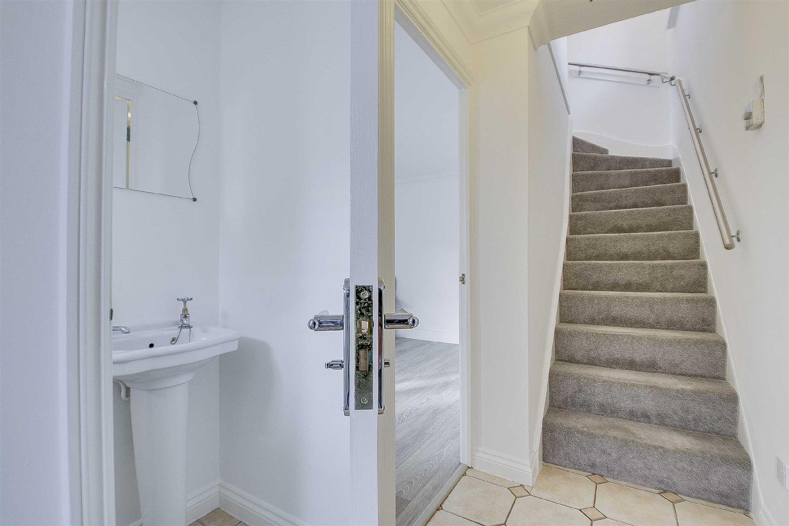 Marshaw Place, Emerson Valley, Milton Keynes, MK4 - Image 5