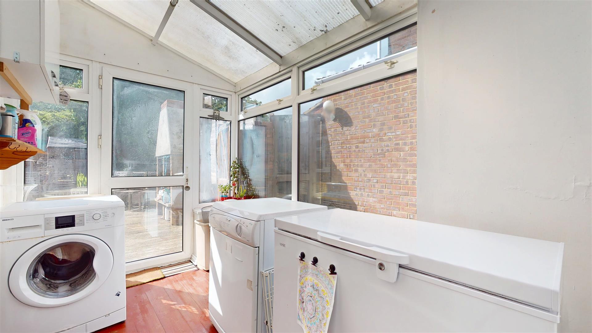 Whaddon Way, Bletchley, Milton Keynes, MK3 - Image 10