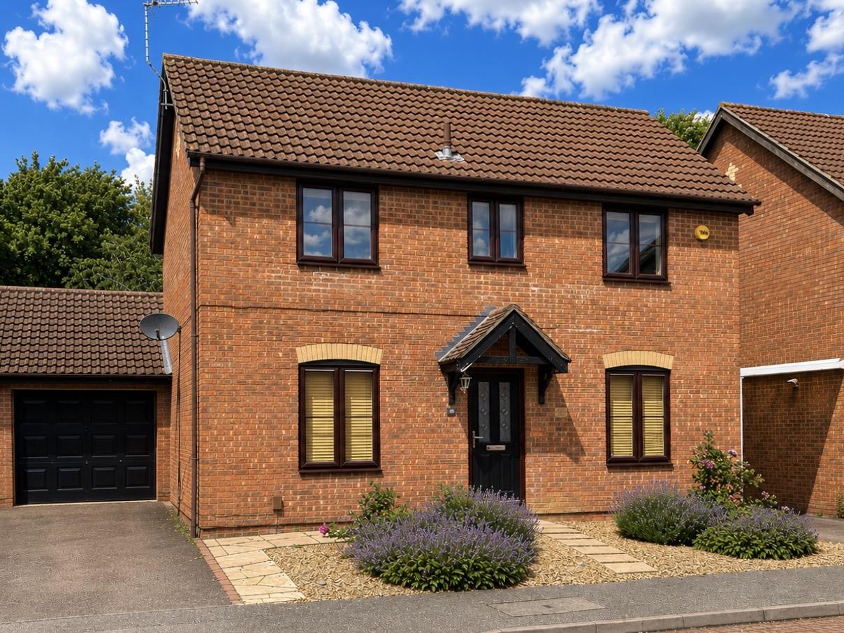Beresford Close, Emerson Valley, MK4 - Image 1