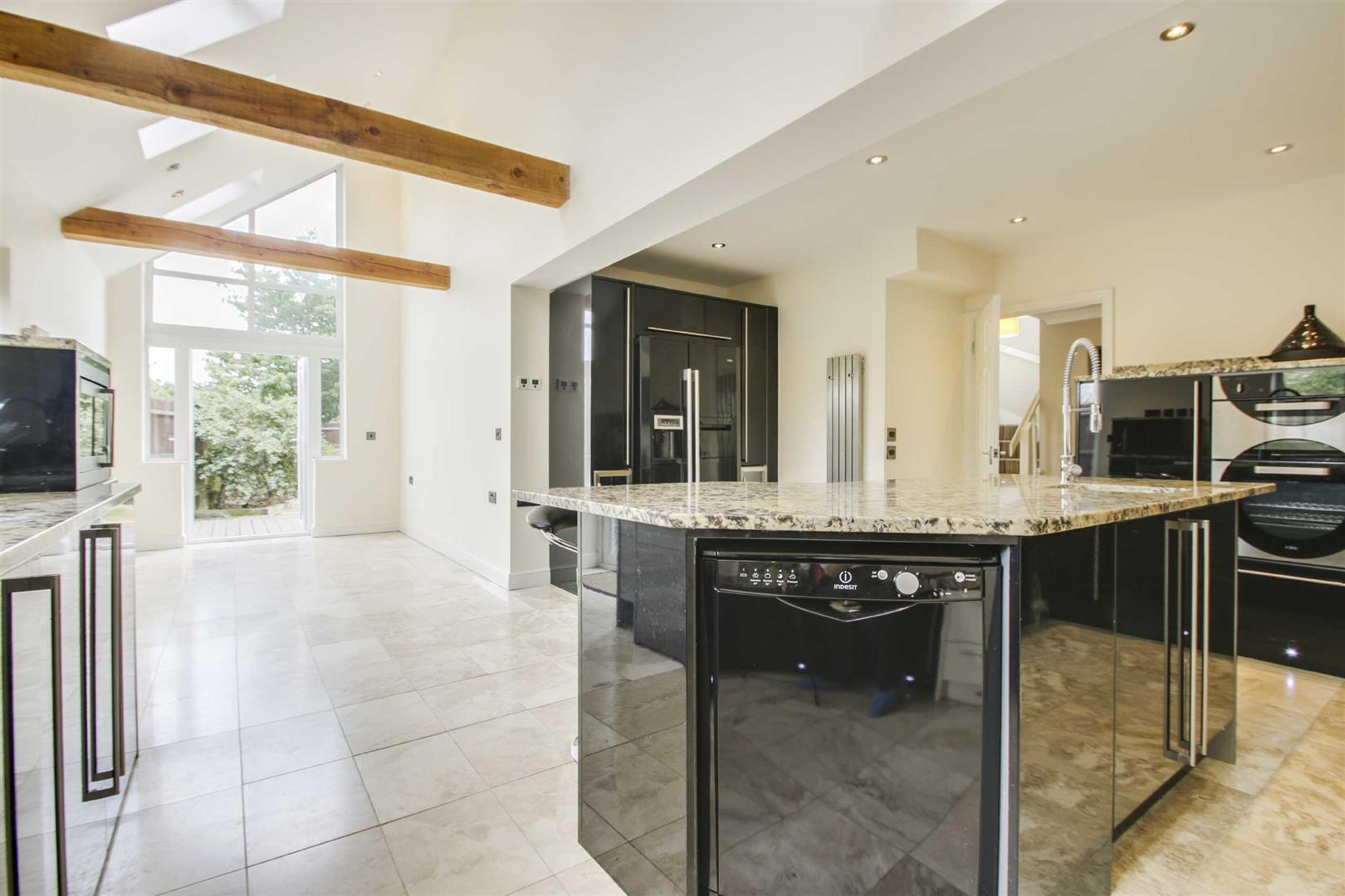 Earlshall Place, Westcroft, Milton Keynes, MK4 - Image 8