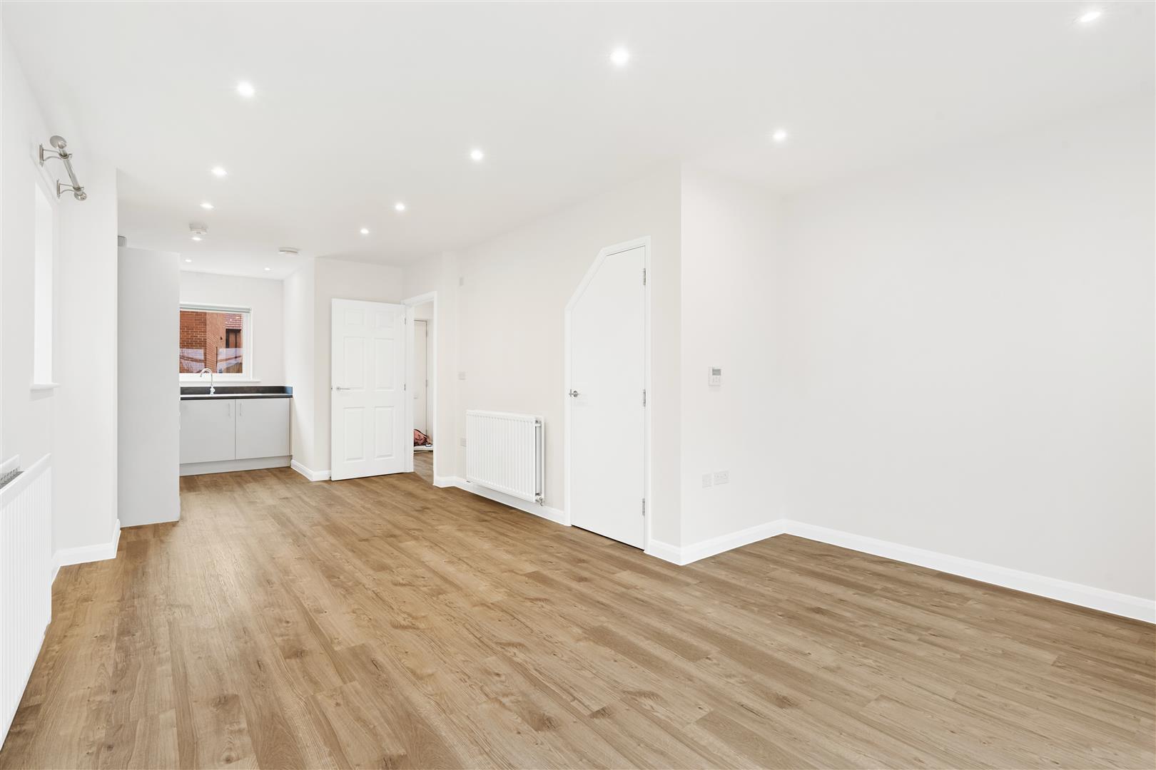 Davidson Road, Dartford, DA2 - Image 5