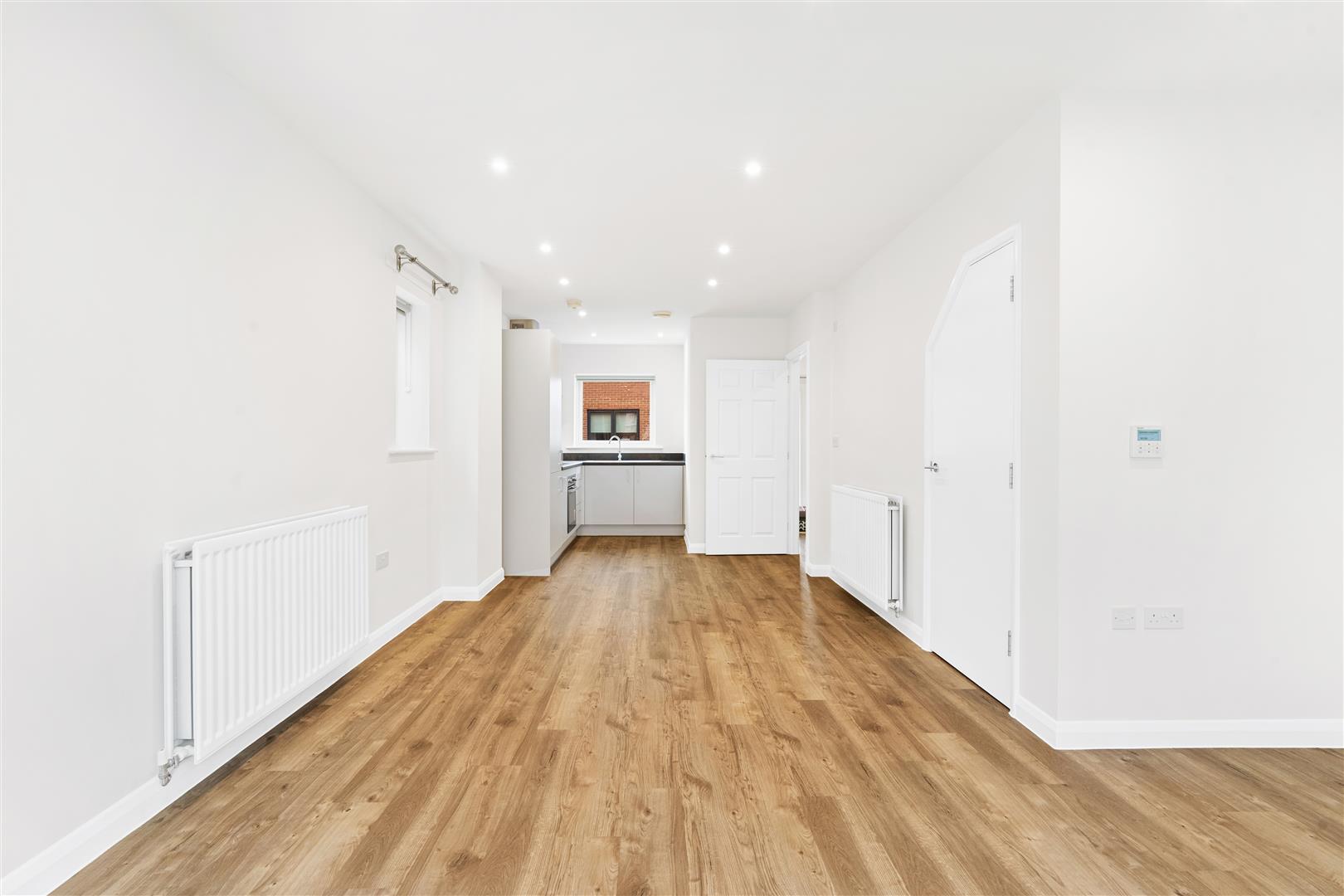 Davidson Road, Dartford, DA2 - Image 6