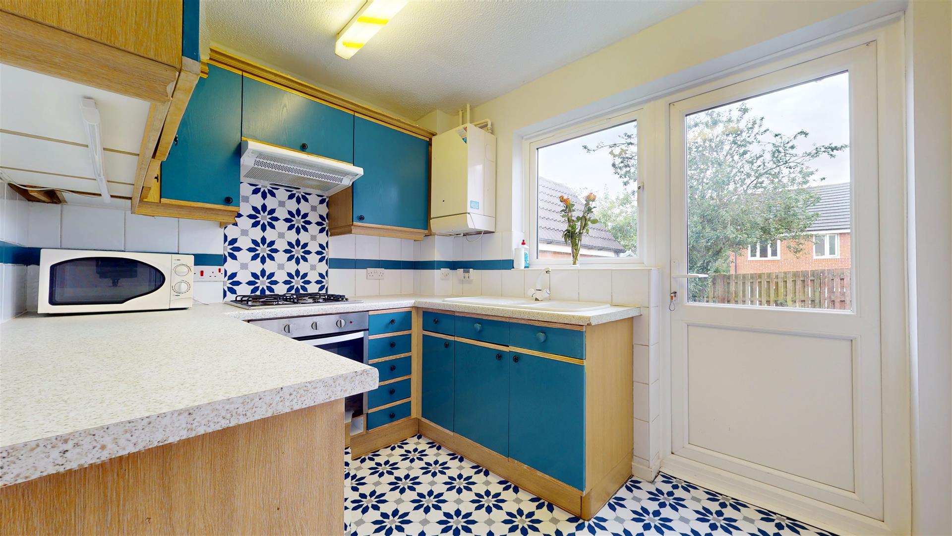 Springfield Boulevard, Springfield, Milton Keynes, MK6 - Image 7