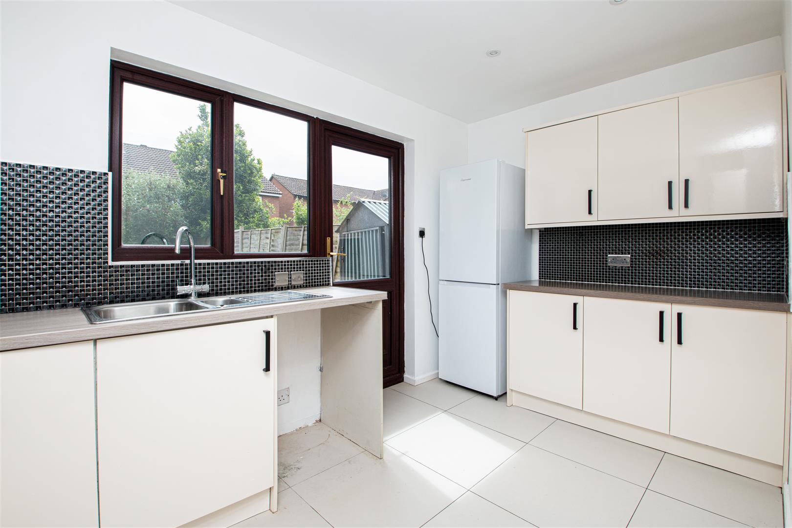Bercham, Two Mile Ash, Milton Keynes, MK8 - Image 5