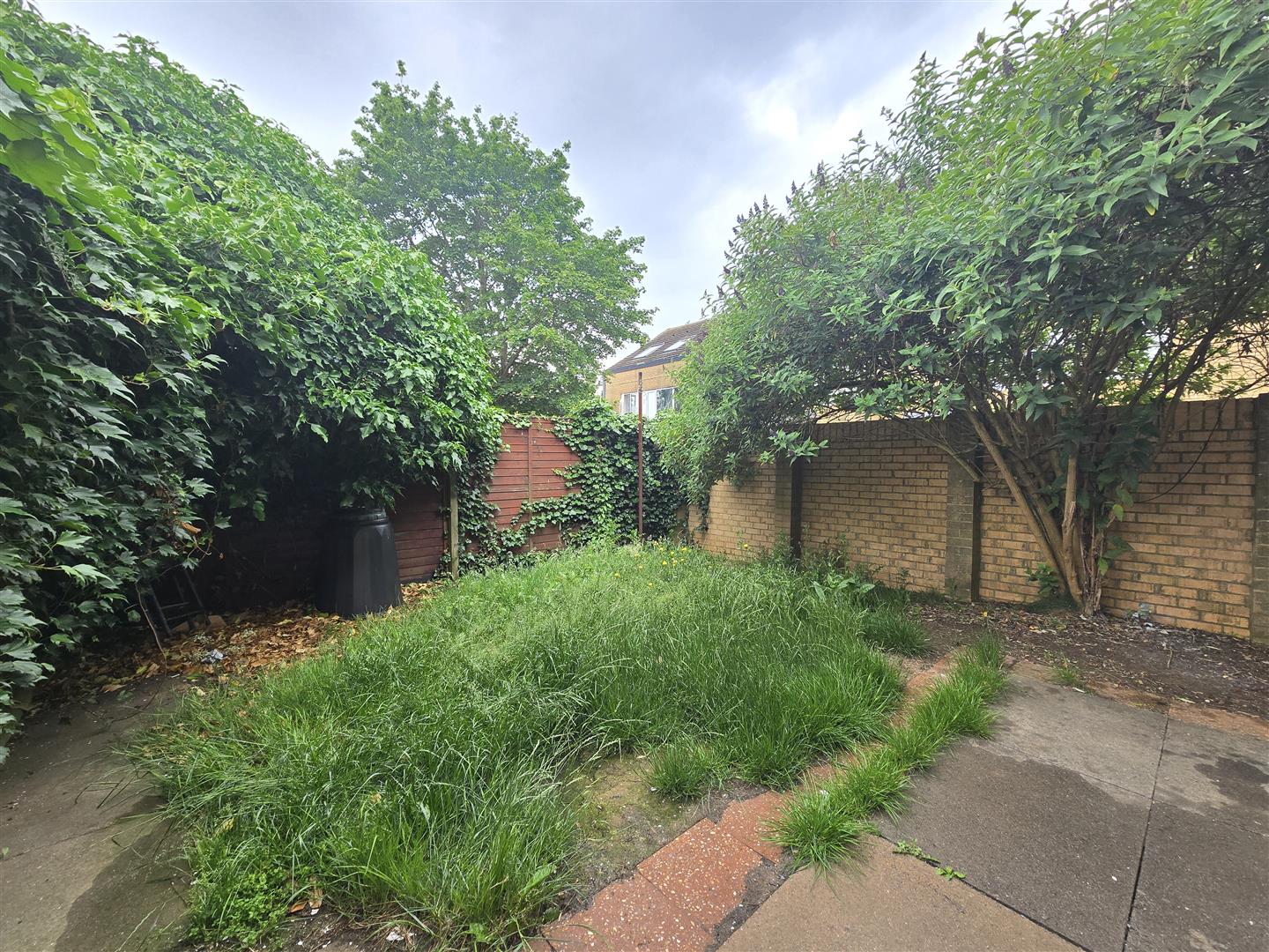 South Ninth Street, Milton Keynes, MK9 - Image 8