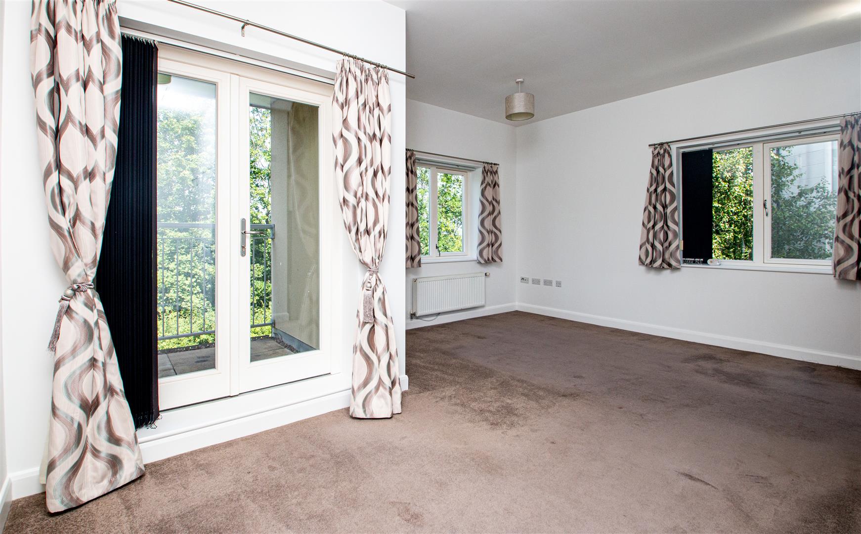Carradine Crescent, Oxley Park, Milton Keynes, MK4 - Image 4