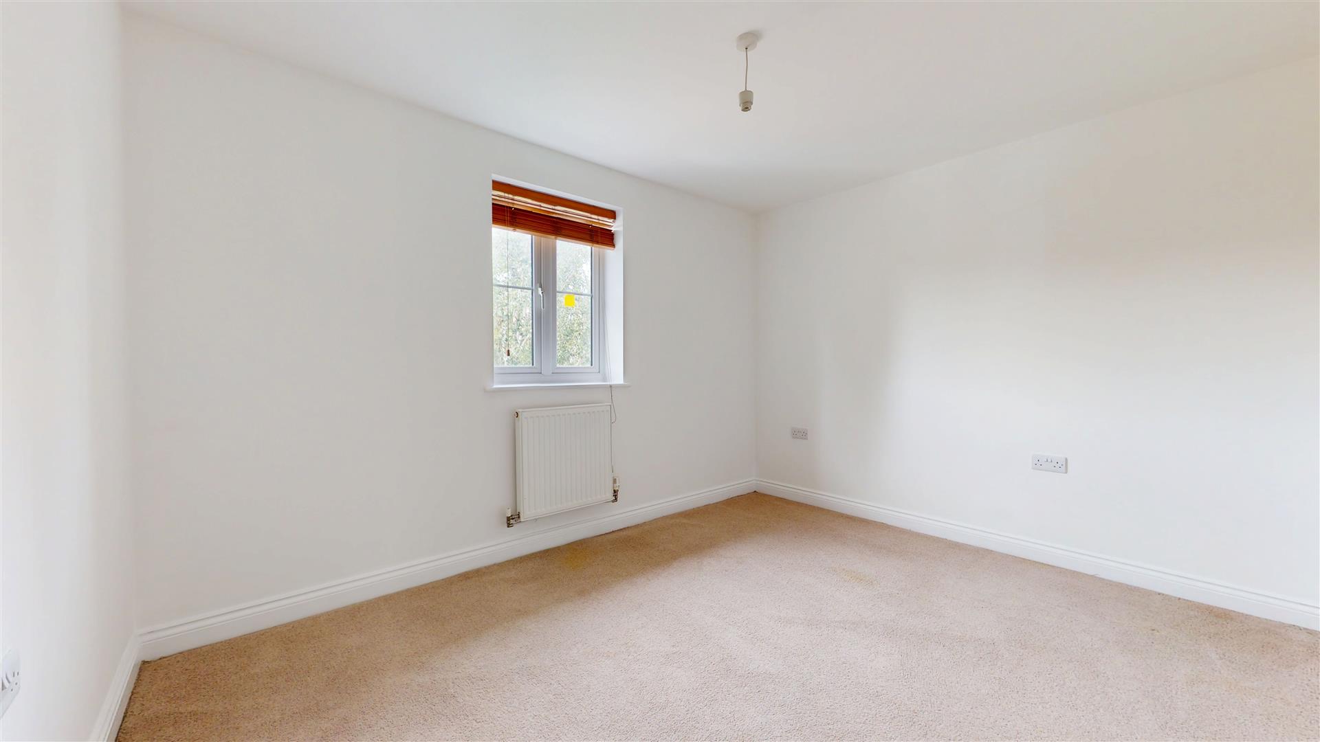 Green Farm Road, Newport Pagnell, MK16 - Image 10