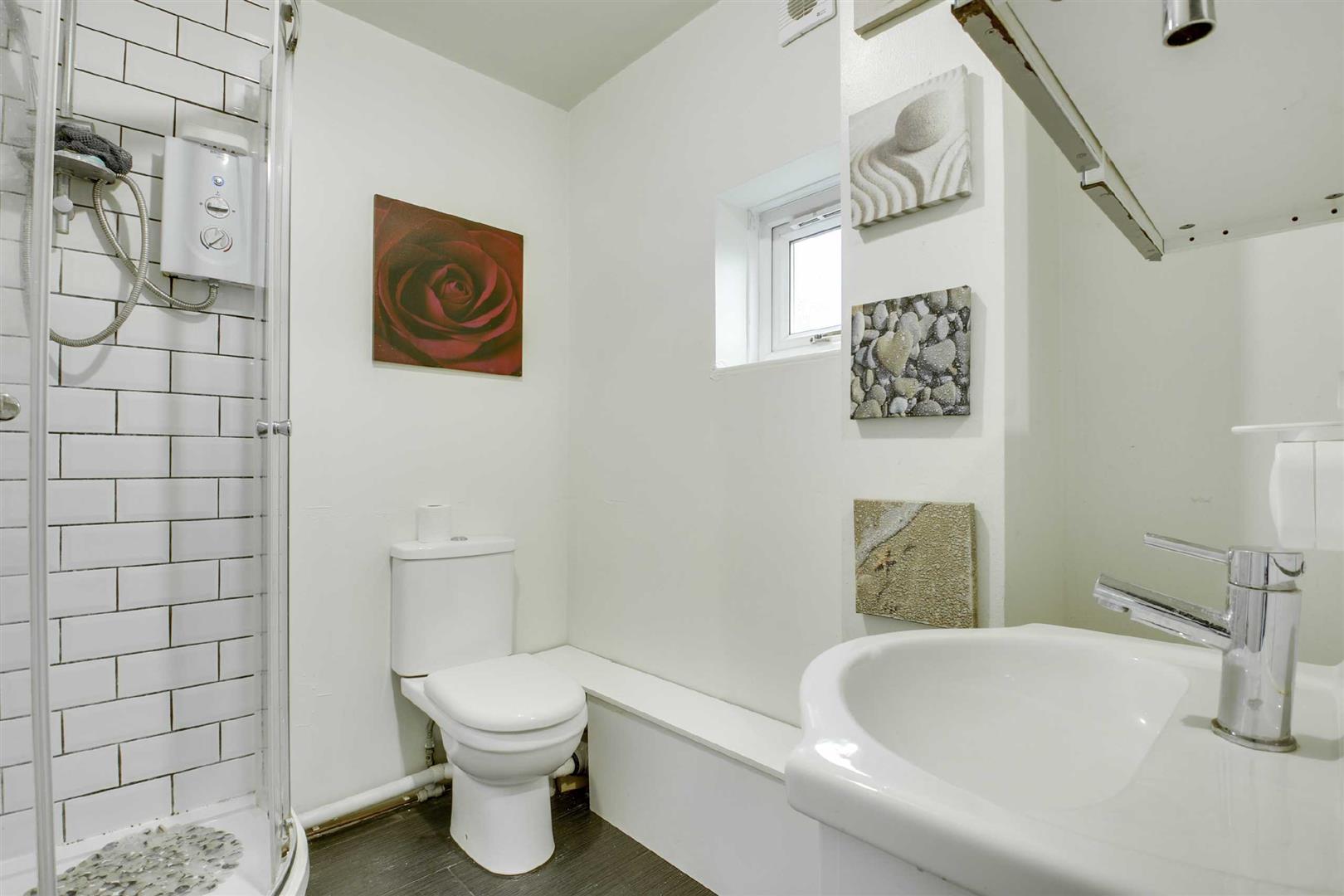 Rawlins Road, Bradwell, Milton Keynes, MK13 - Image 5