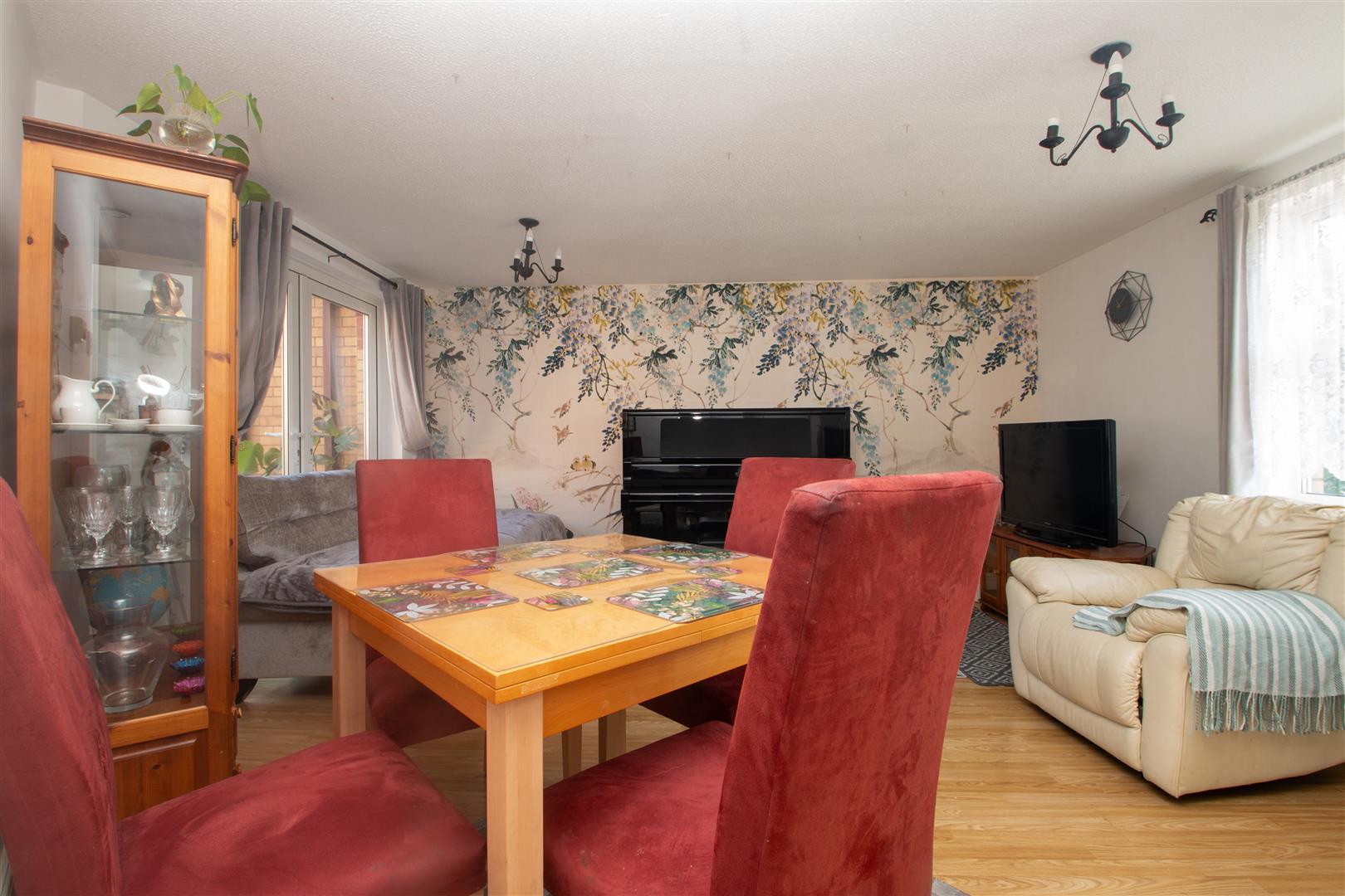 Rhodes Place, Oldbrook, Milton Keynes, MK6 - Image 5