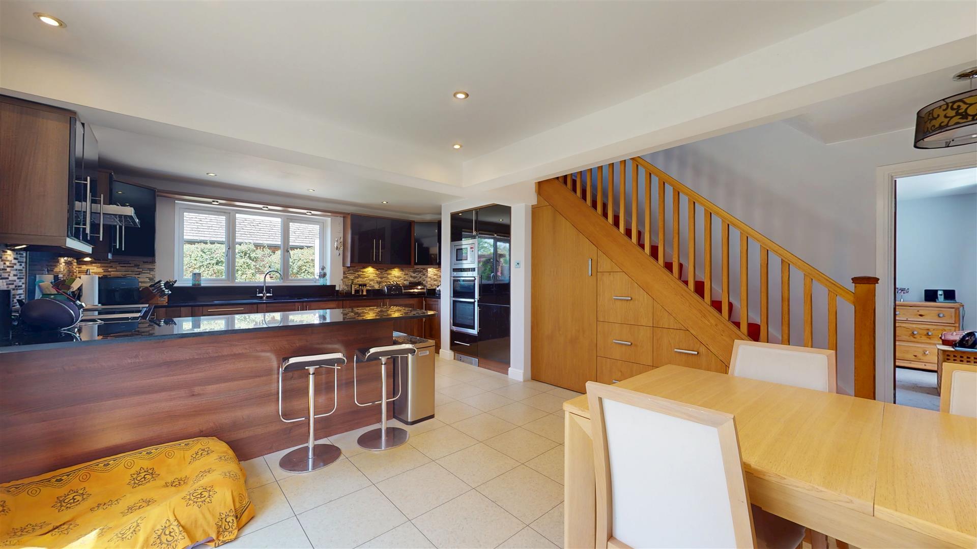 Harborne Court, Two Mile Ash, Milton Keynes, MK8 - Image 3