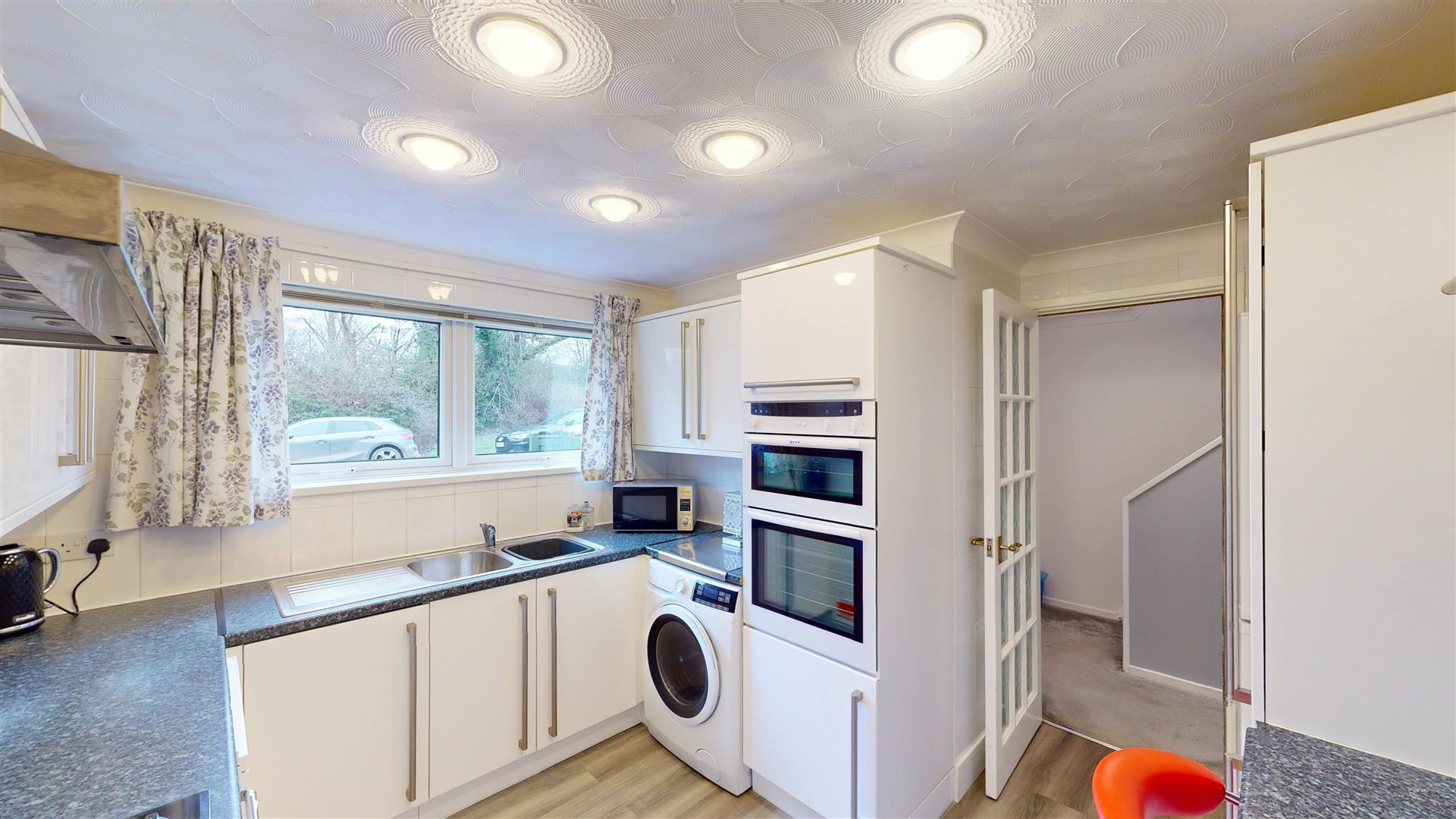 Parkside, Furzton, Milton Keynes, MK4 - Image 7