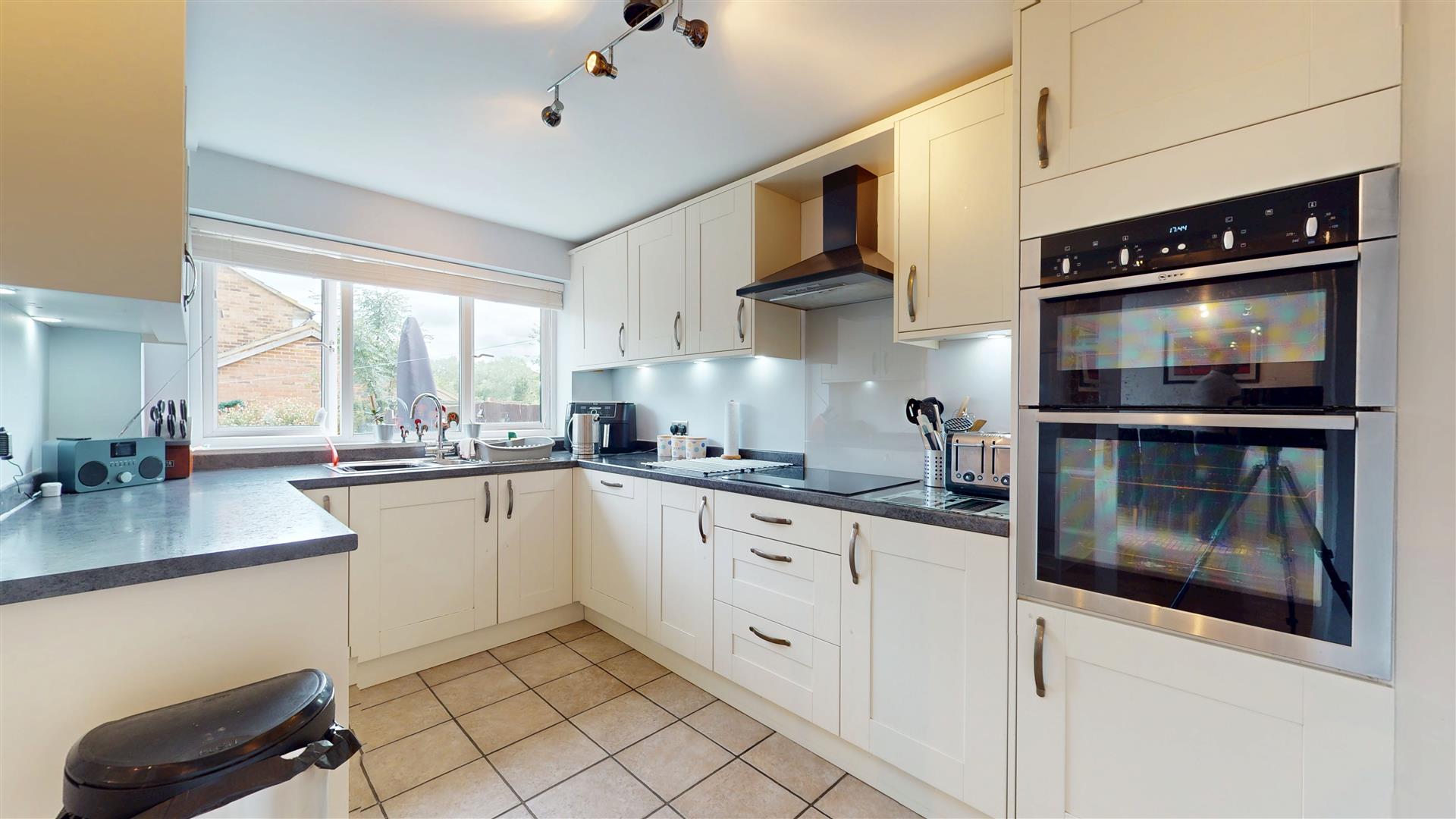 Eston Court, Bradville, Milton Keynes, MK13 - Image 6