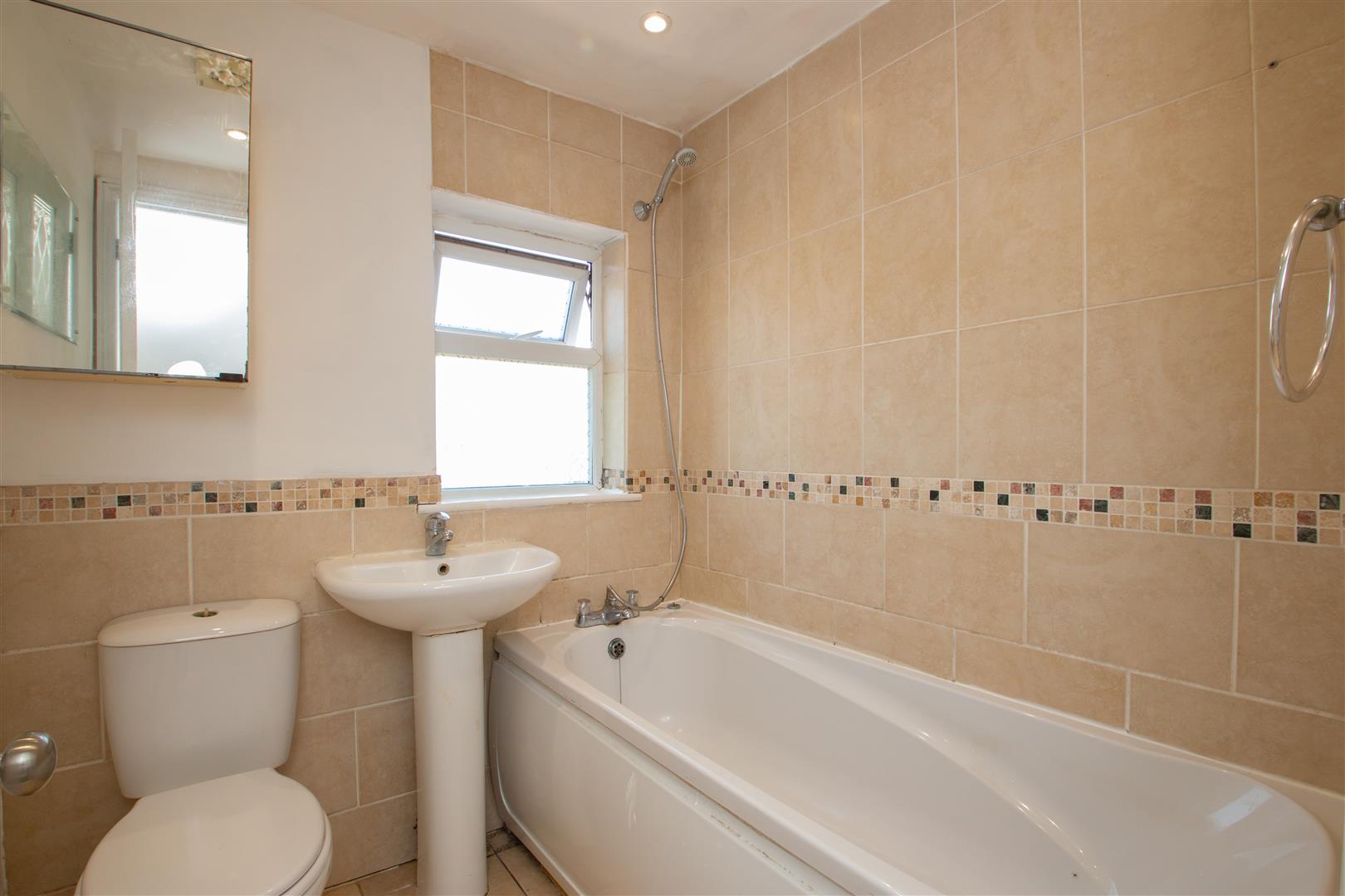 Abbey Road, Bradwell Village, Milton Keynes, MK13 - Image 4