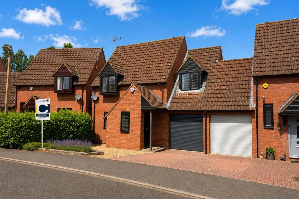 Massie Close, Willen Park, Milton Keynes, MK15