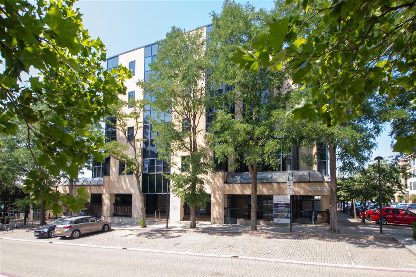 249 Midsummer Boulevard, Milton Keynes, MK9 - Image 4