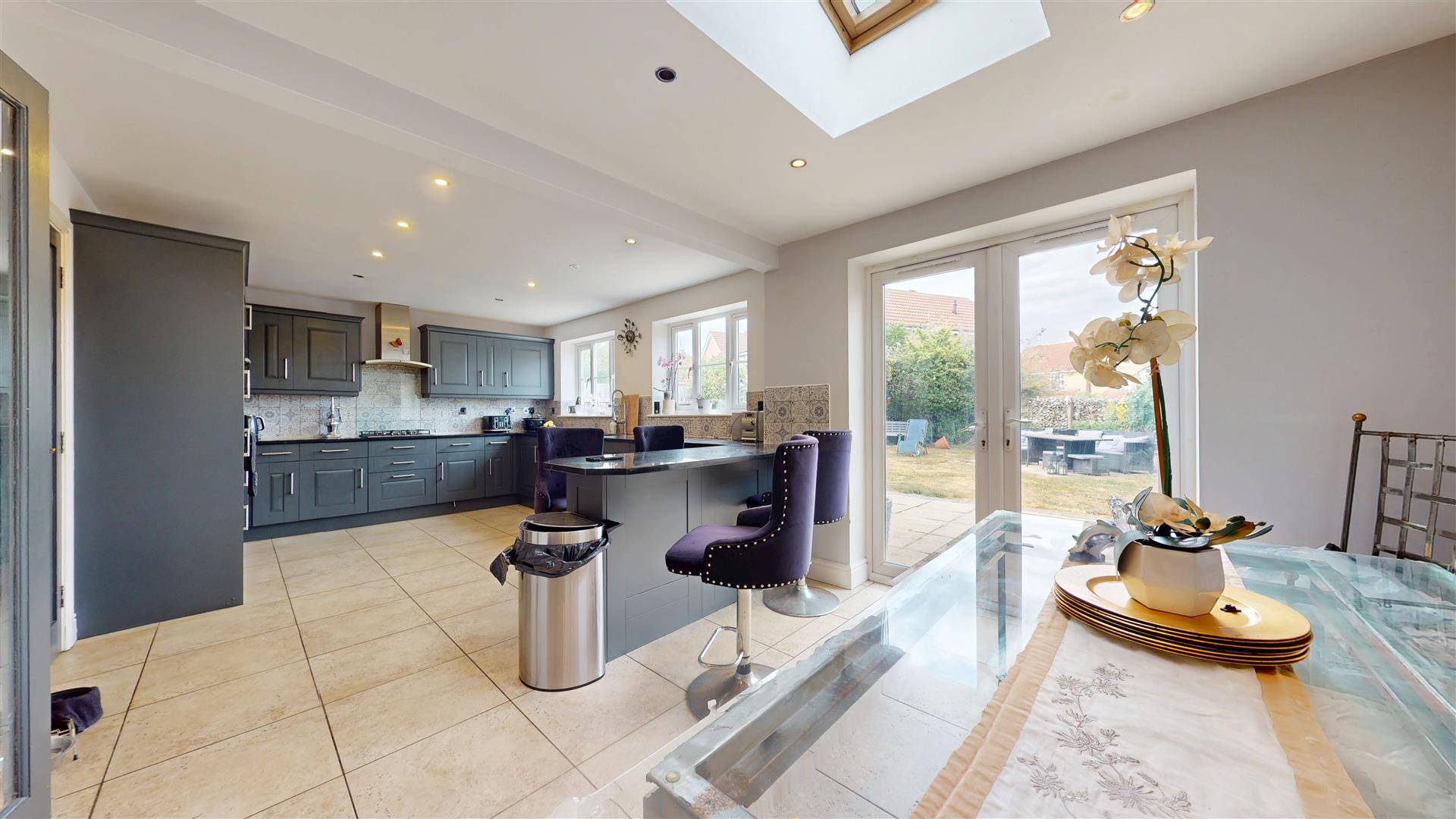 Blanchland Circle, Monkston, Milton Keynes, MK10 - Image 3